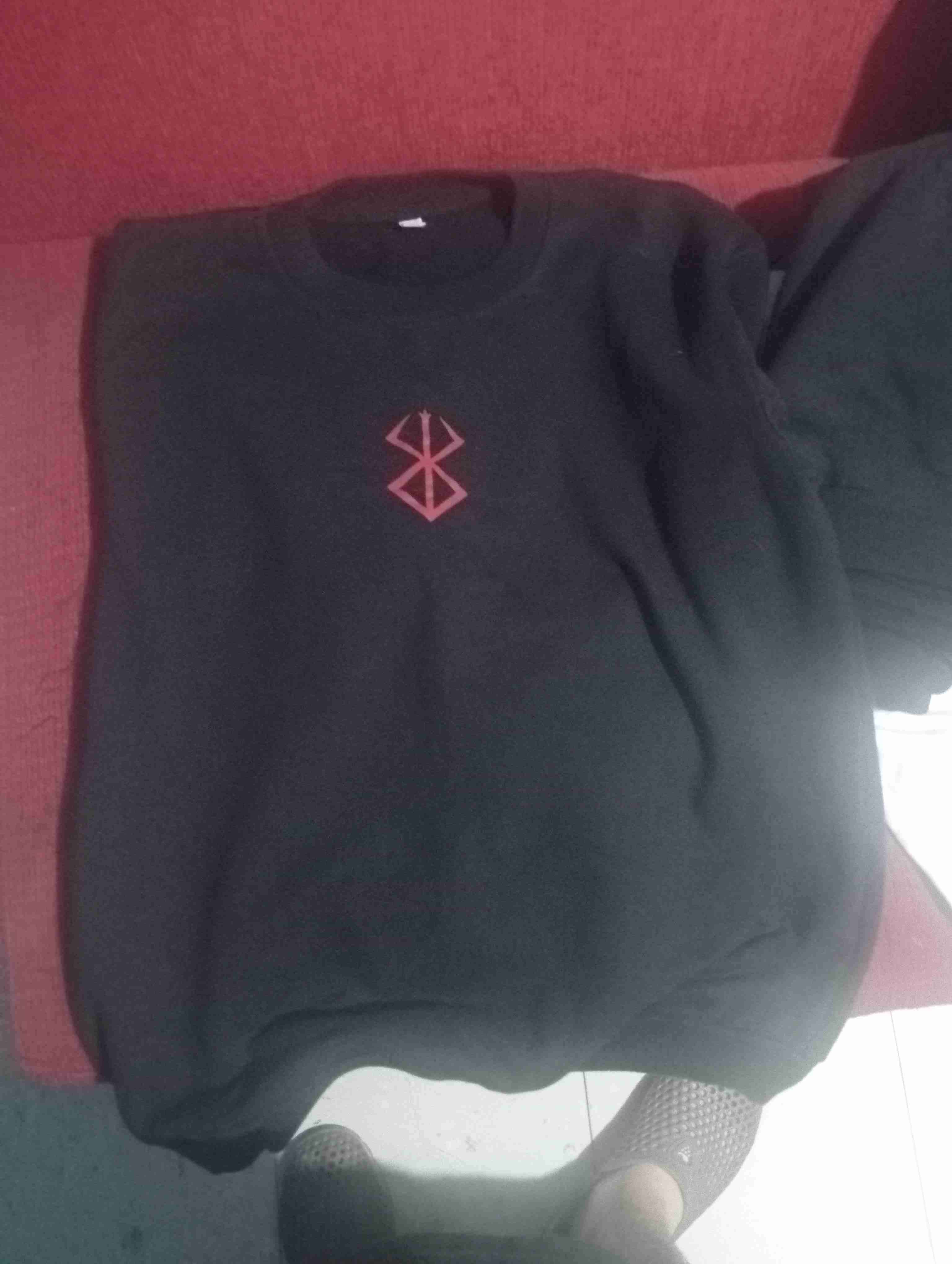 Polerón negro berserk