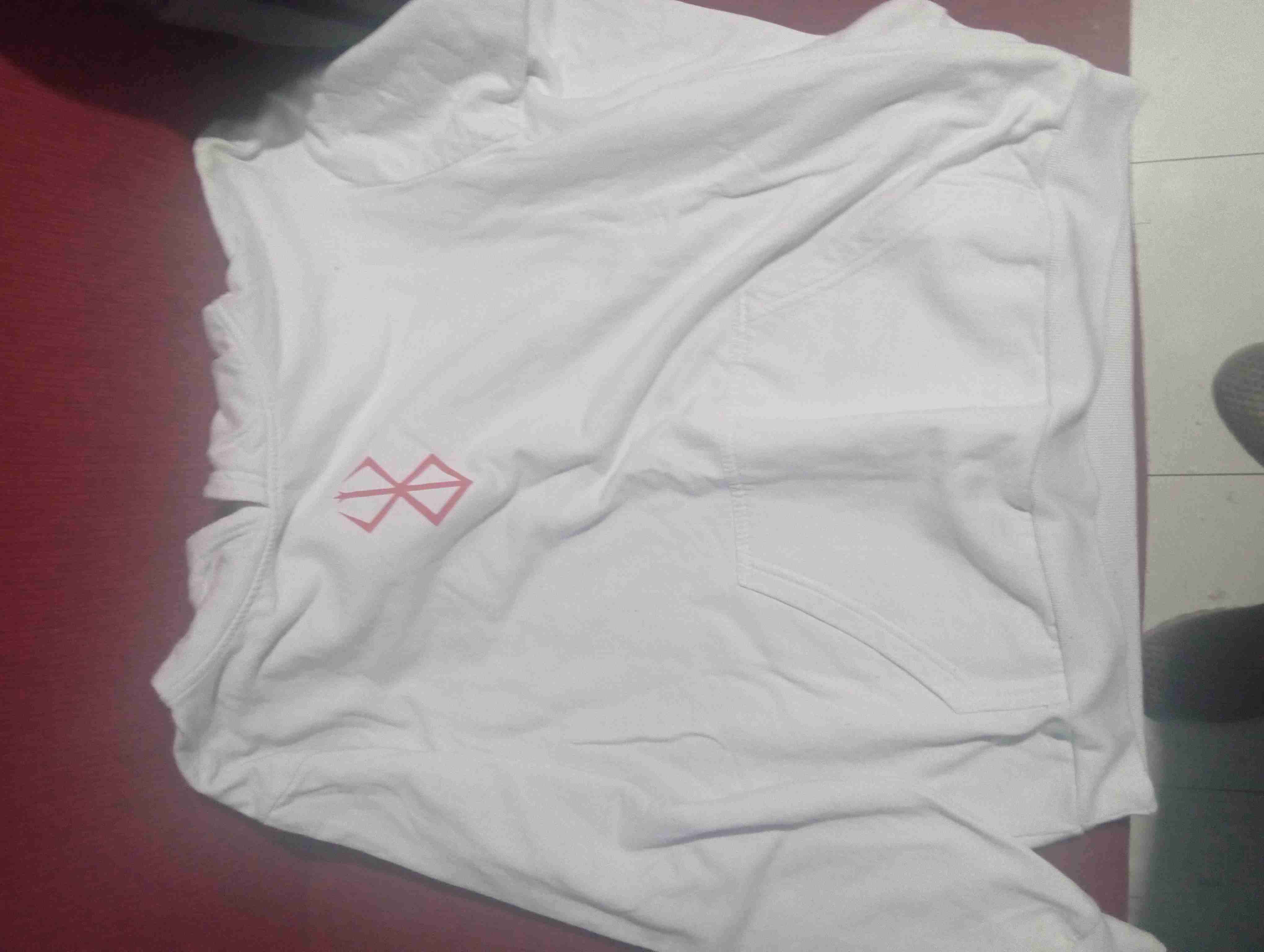 Polerón negro berserk - miniatura 4