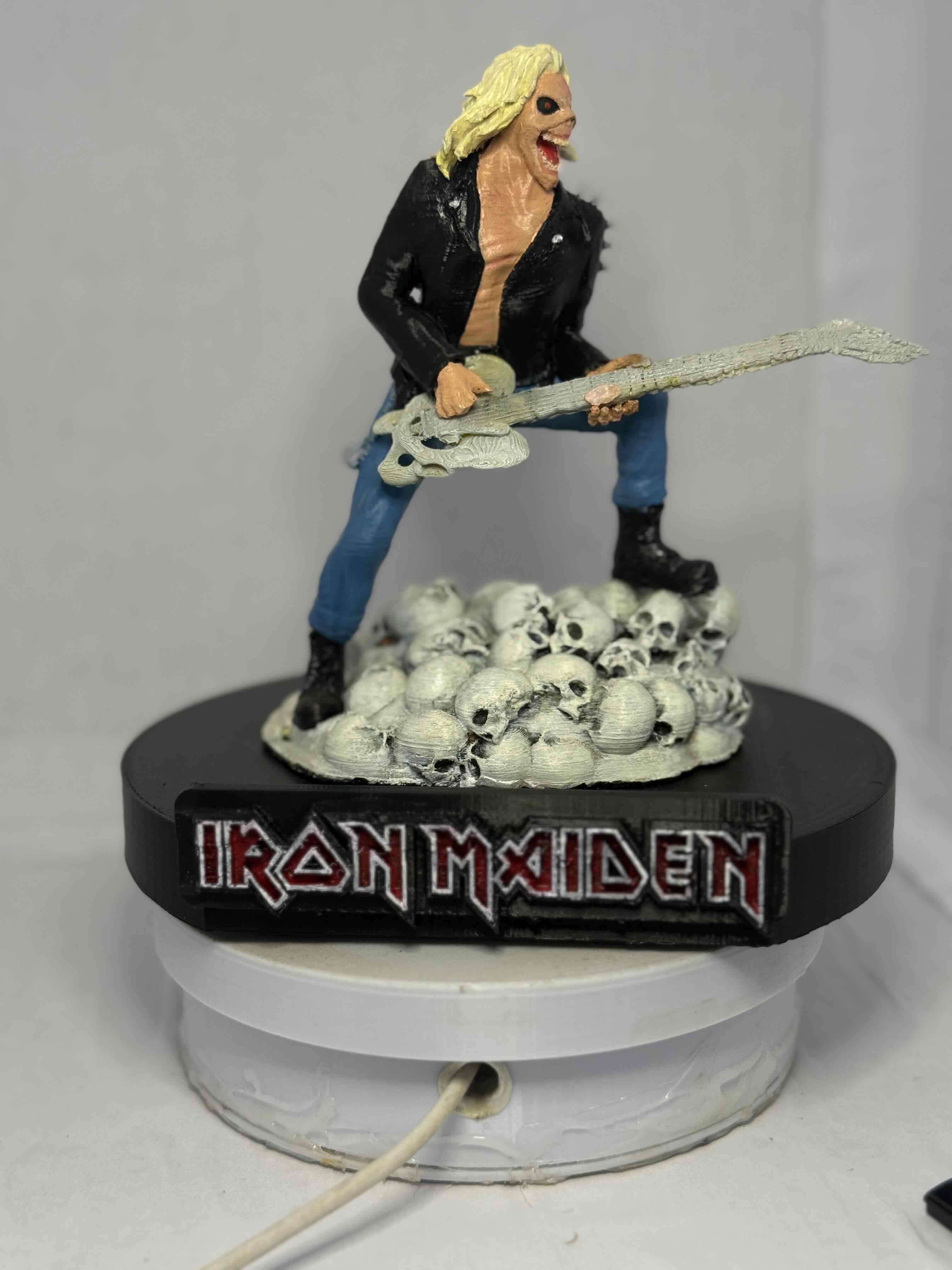 Figura decorativa cantantes