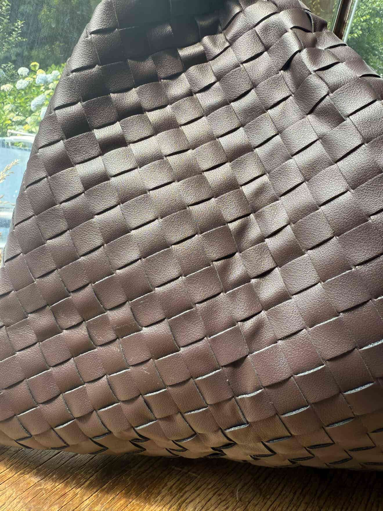 Bolso de mano tejido marrón BV - miniatura 4