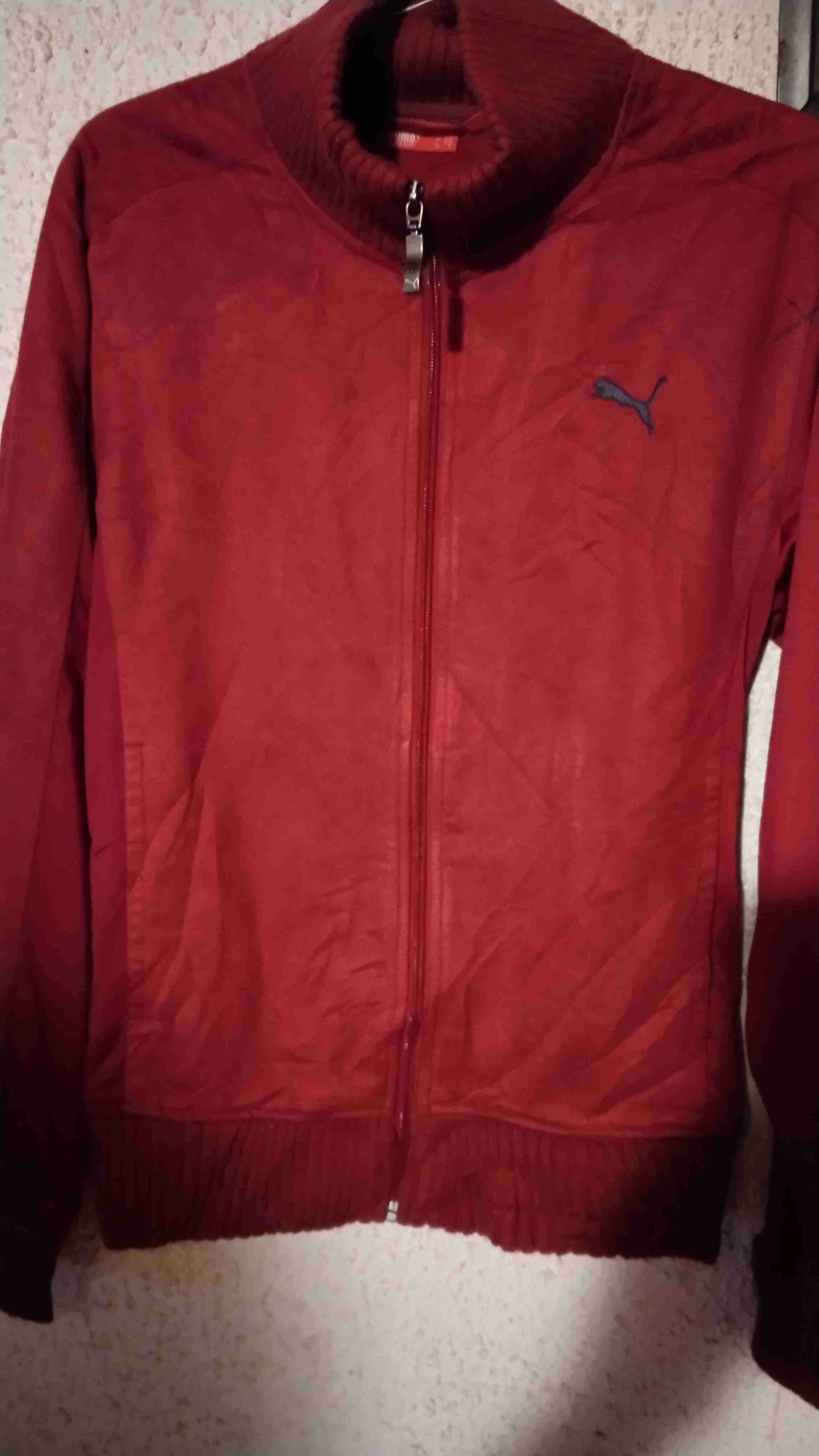 Chaqueta deportiva roja