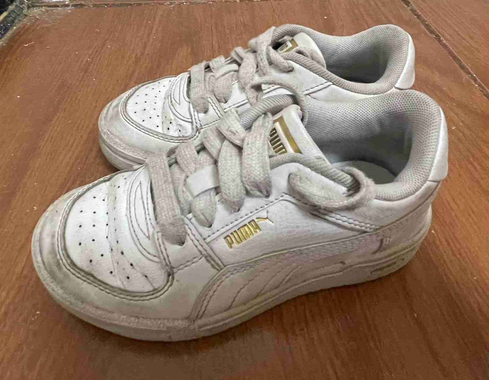 Zapatillas blancas Puma N*29