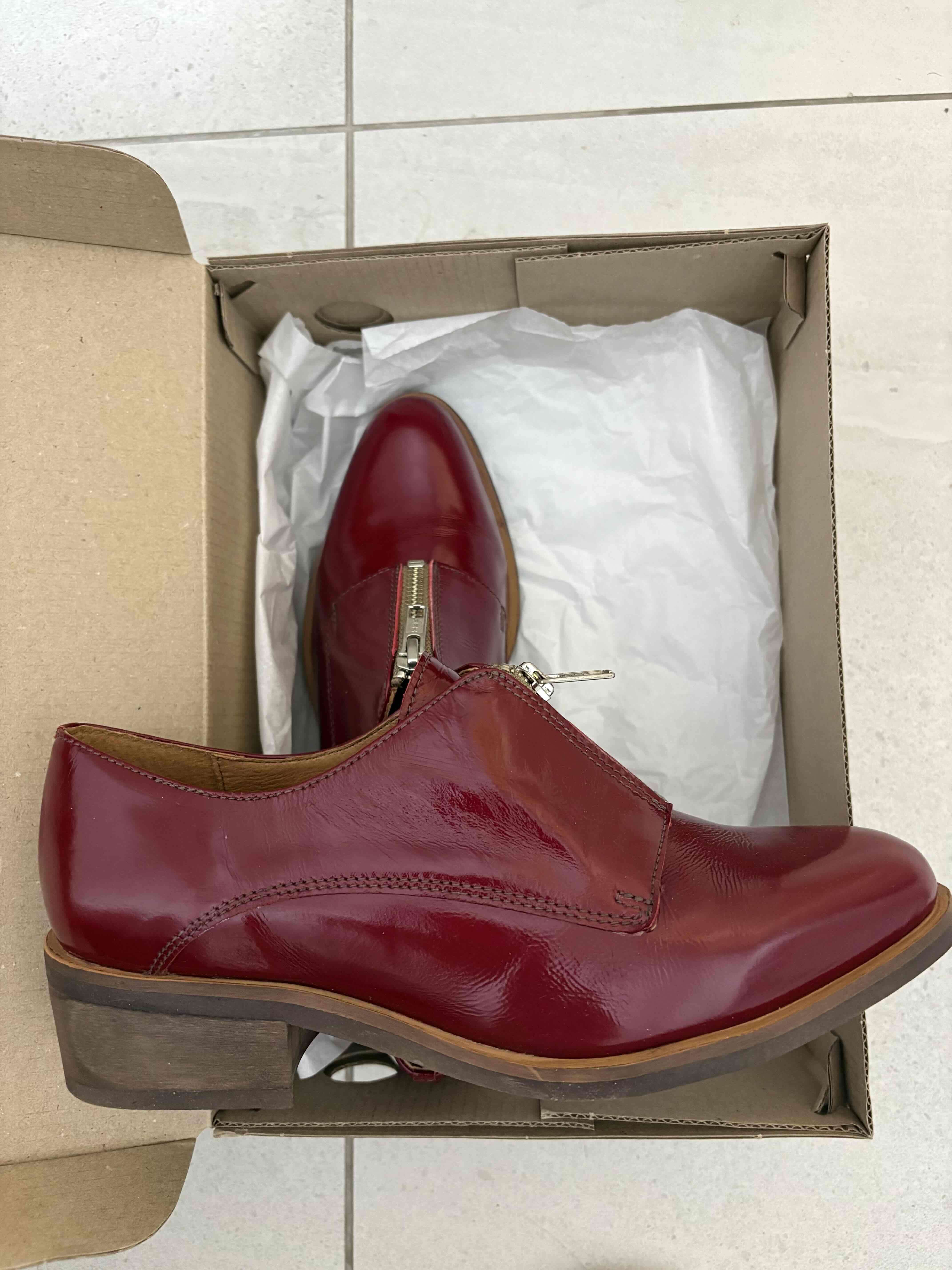 Zapatos de cuero - miniatura 2