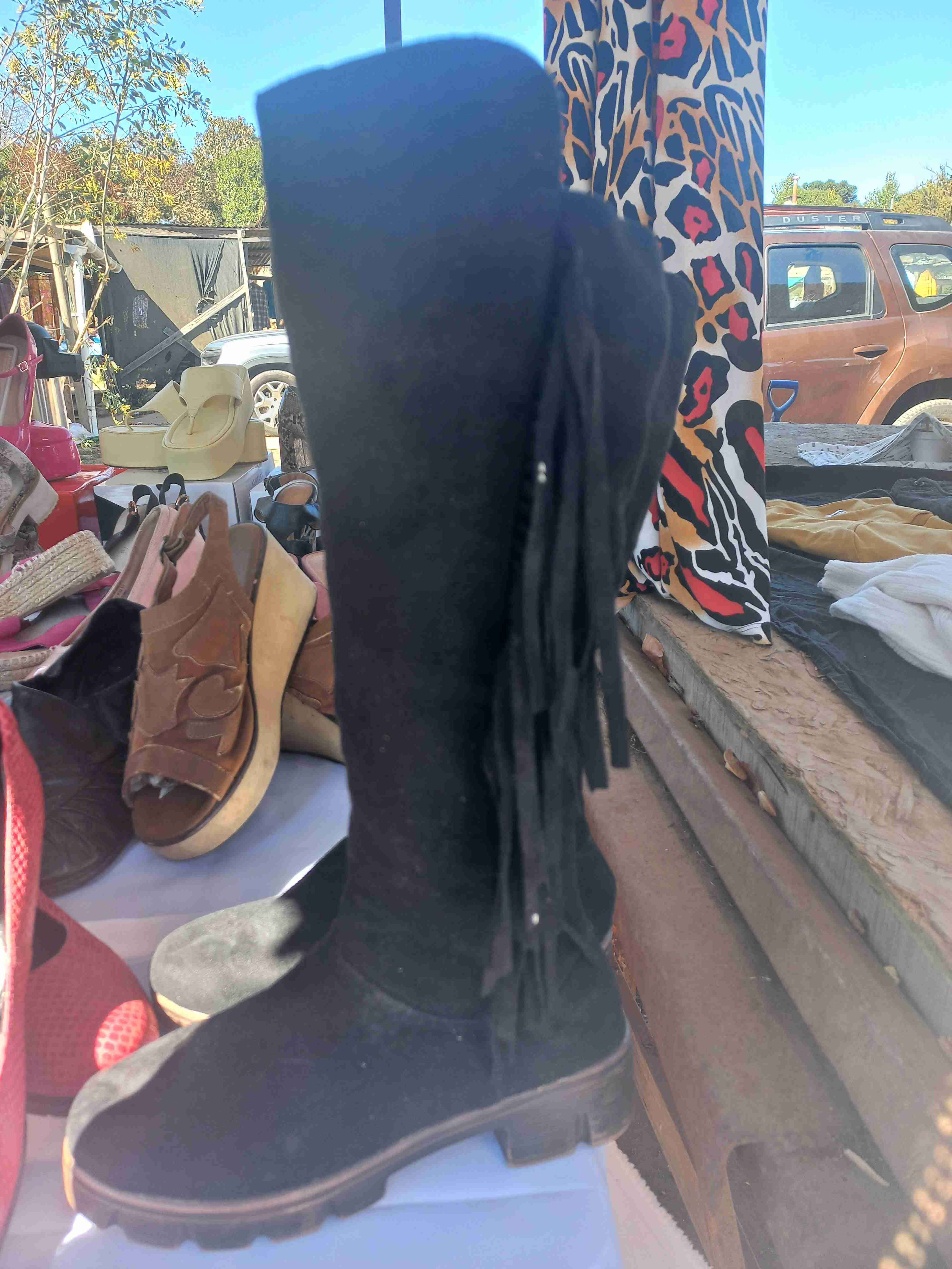 Tacones altos fucsia llamativos - miniatura 6