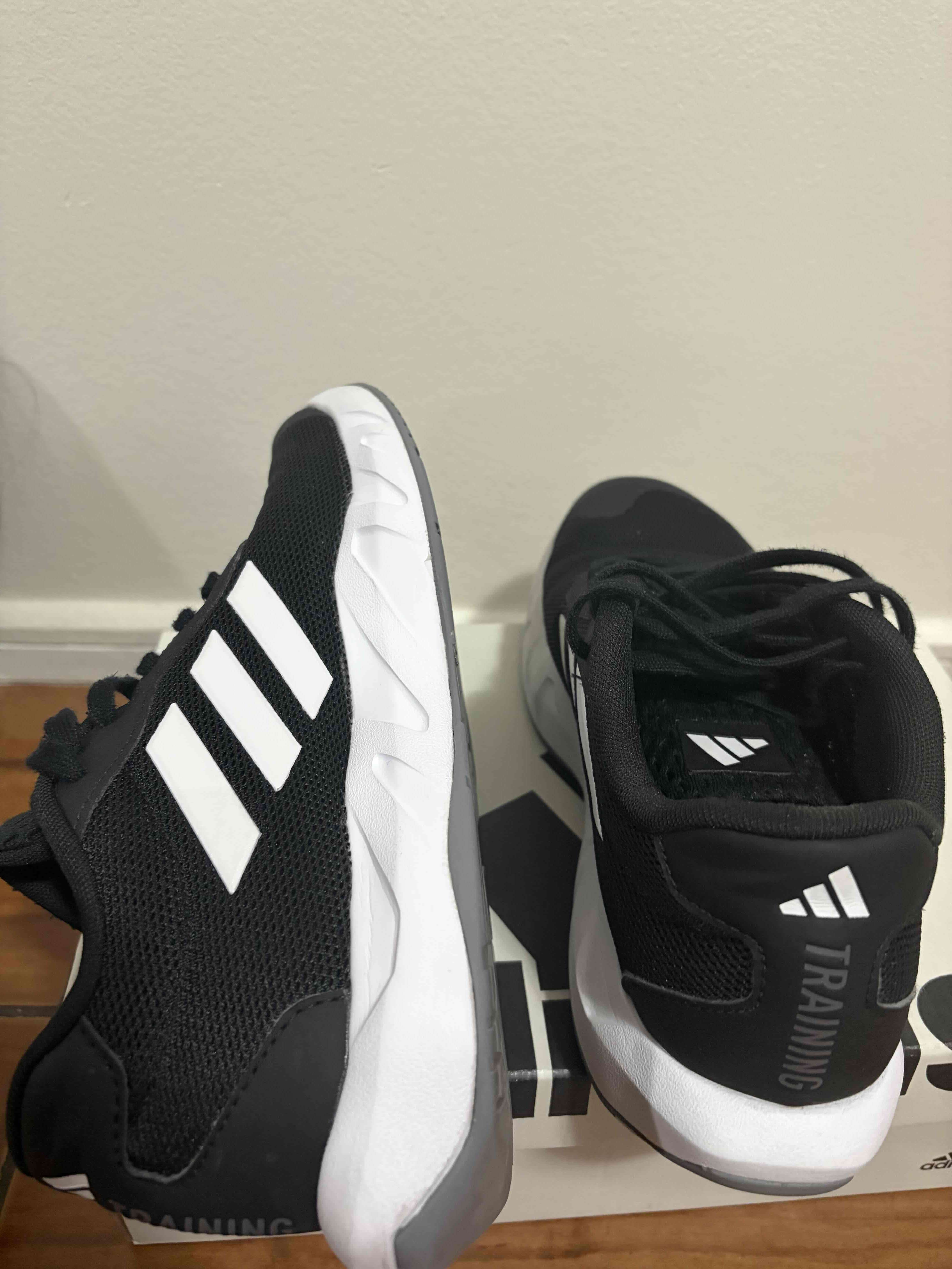 Zapatillas deportivas negras Adidas - miniatura 4