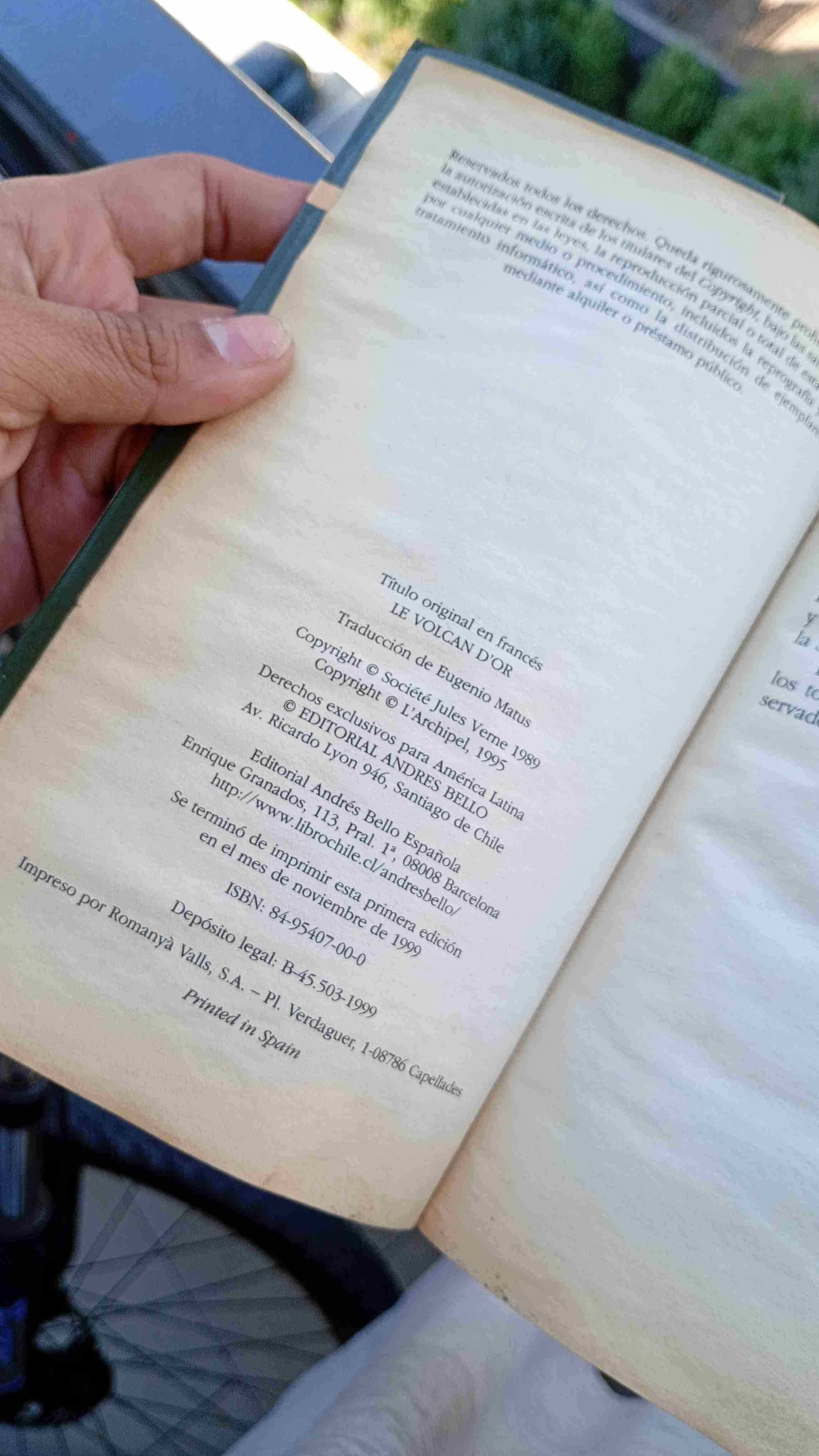 "El Volcán de Oro" de Julio Verne - miniatura 3