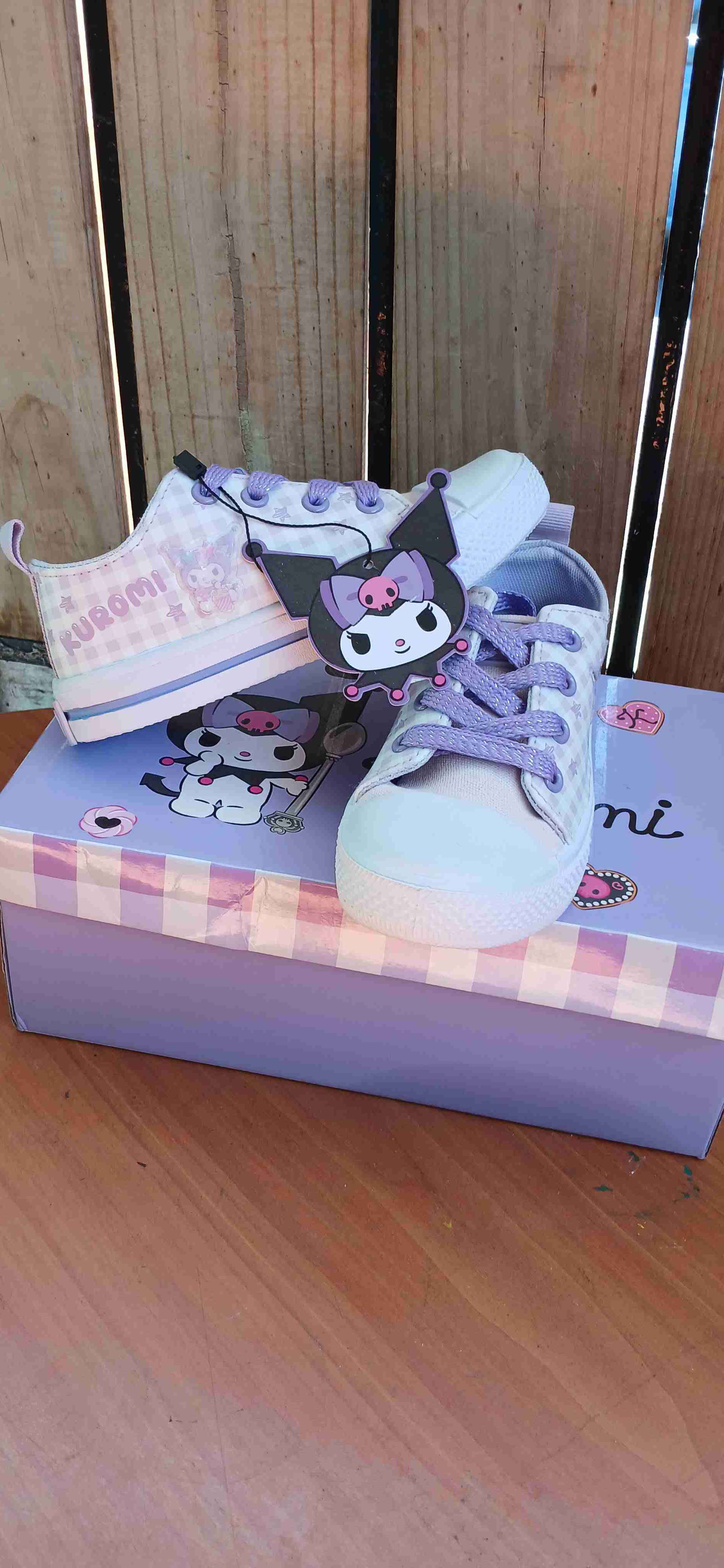 Zapatillas Kuromi infantiles