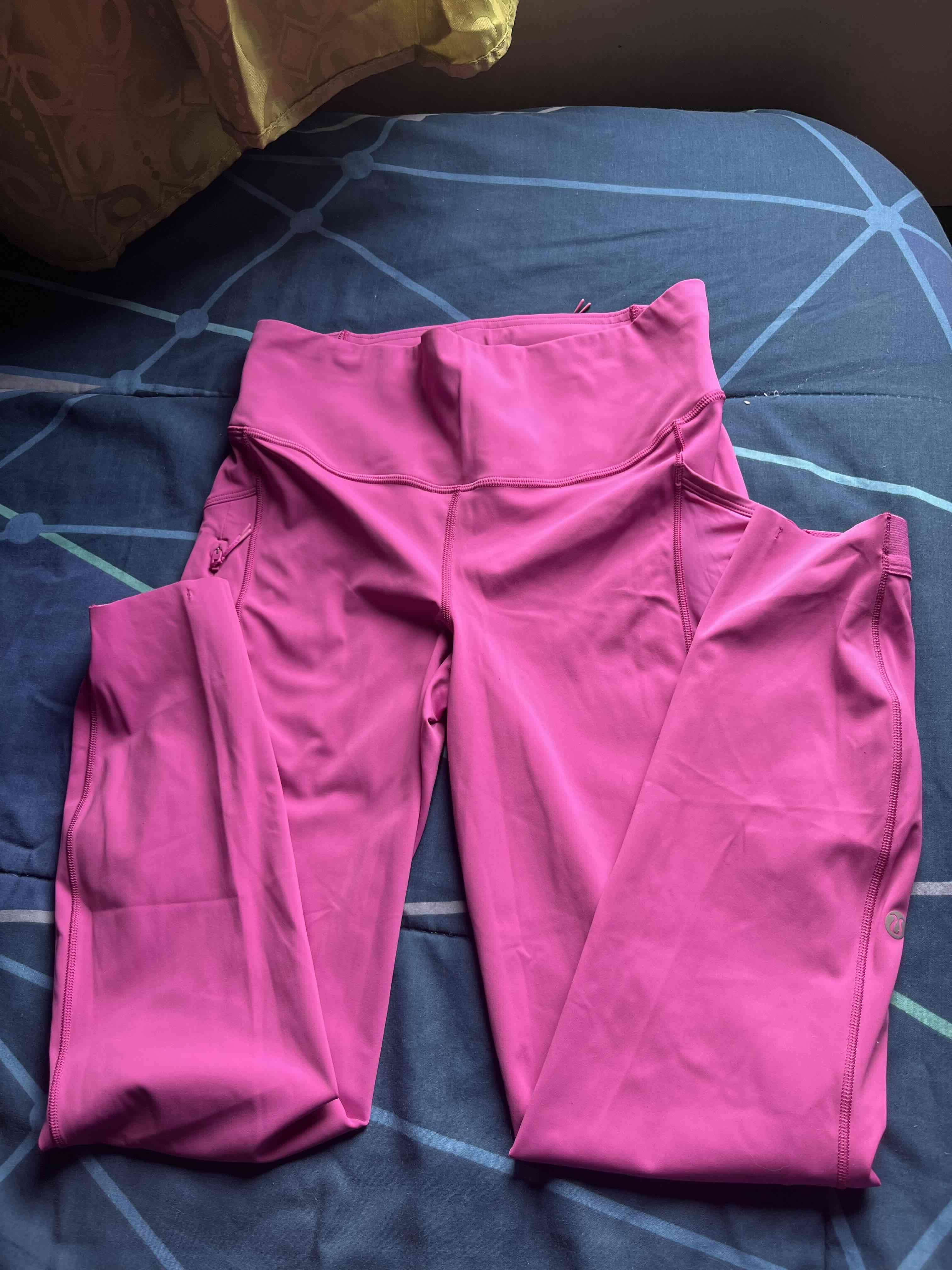 Leggings deportivos fucsia marca Lululemon