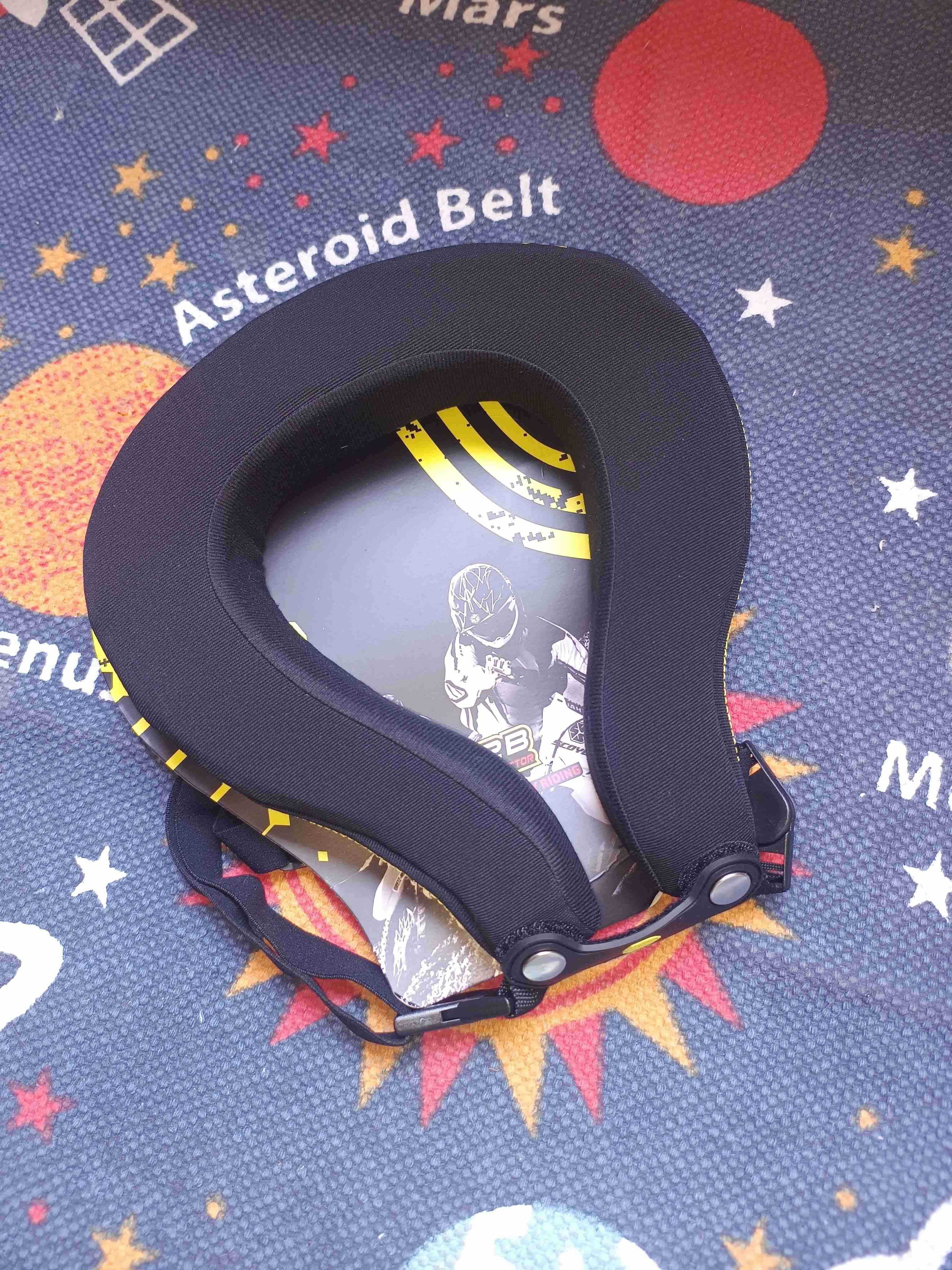 Protector cervical para motocross