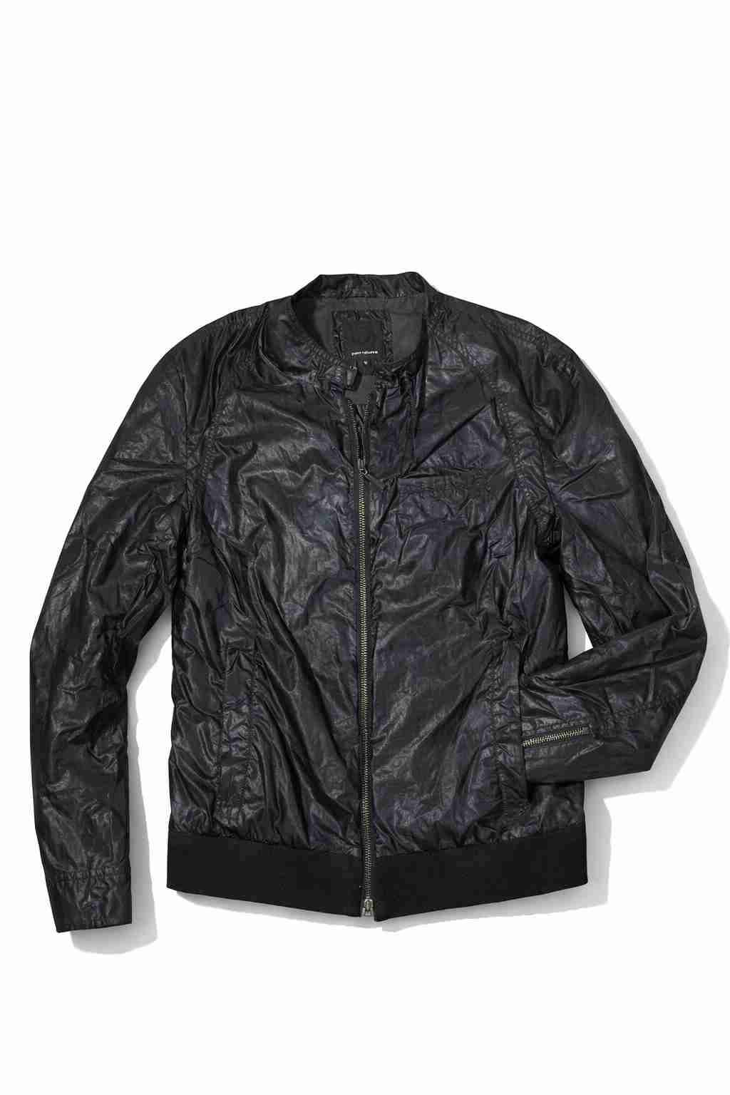 Chaqueta negra de cuero sintético