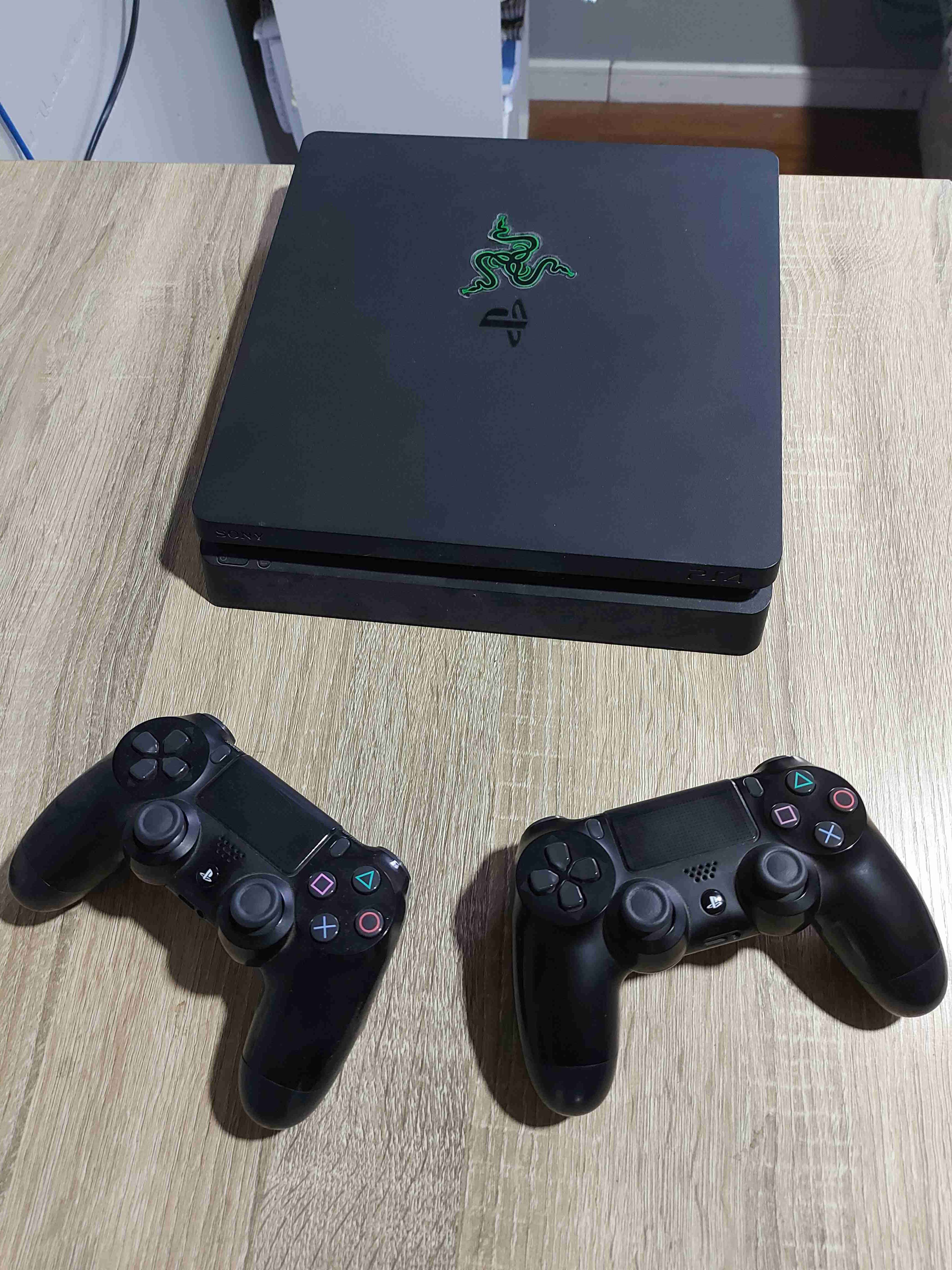 Vendo ps4 conversable