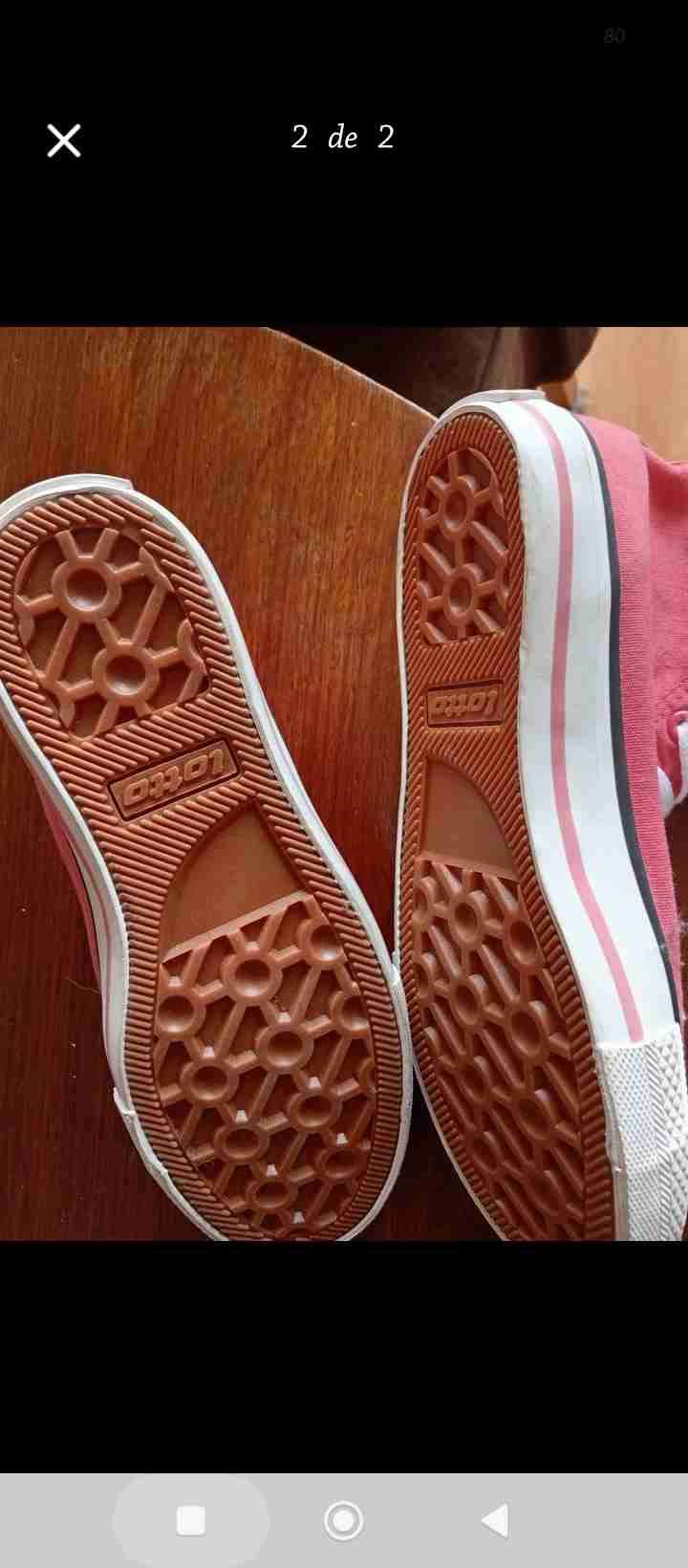 Zapatillas rosadas deportivas