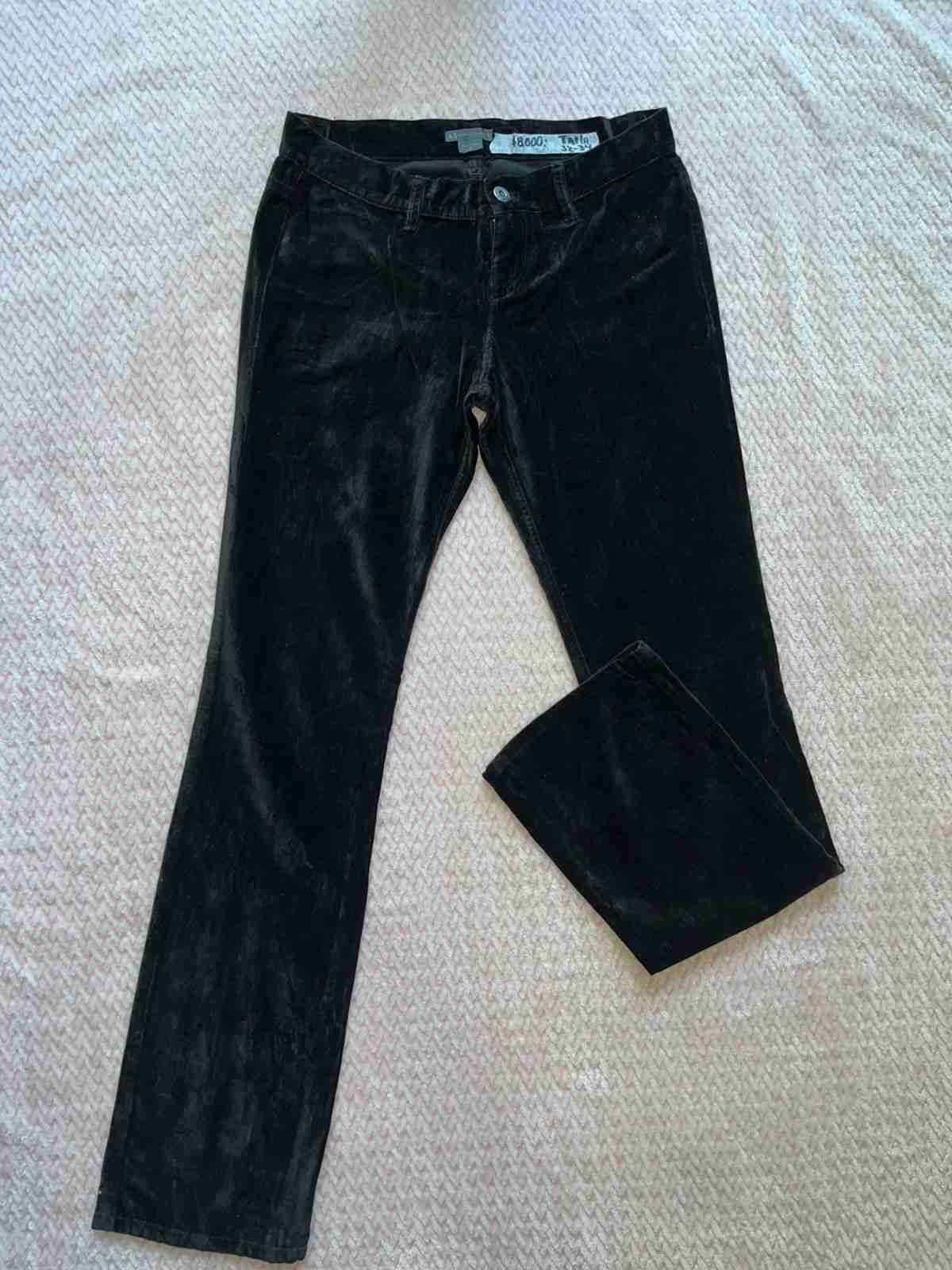 Armani,Pantalones negros de terciopelo talle 36