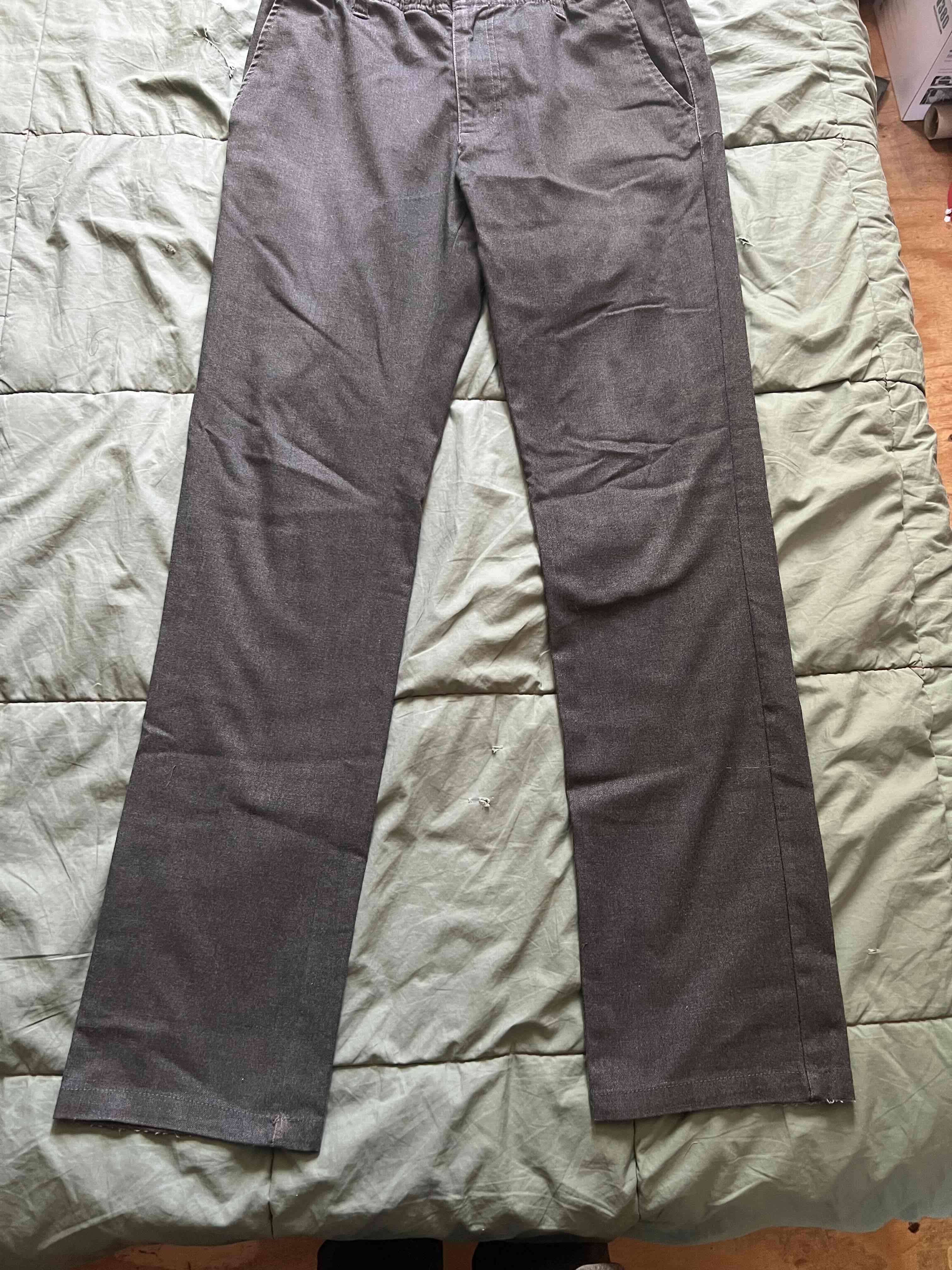 Pantalón gris de Colegio