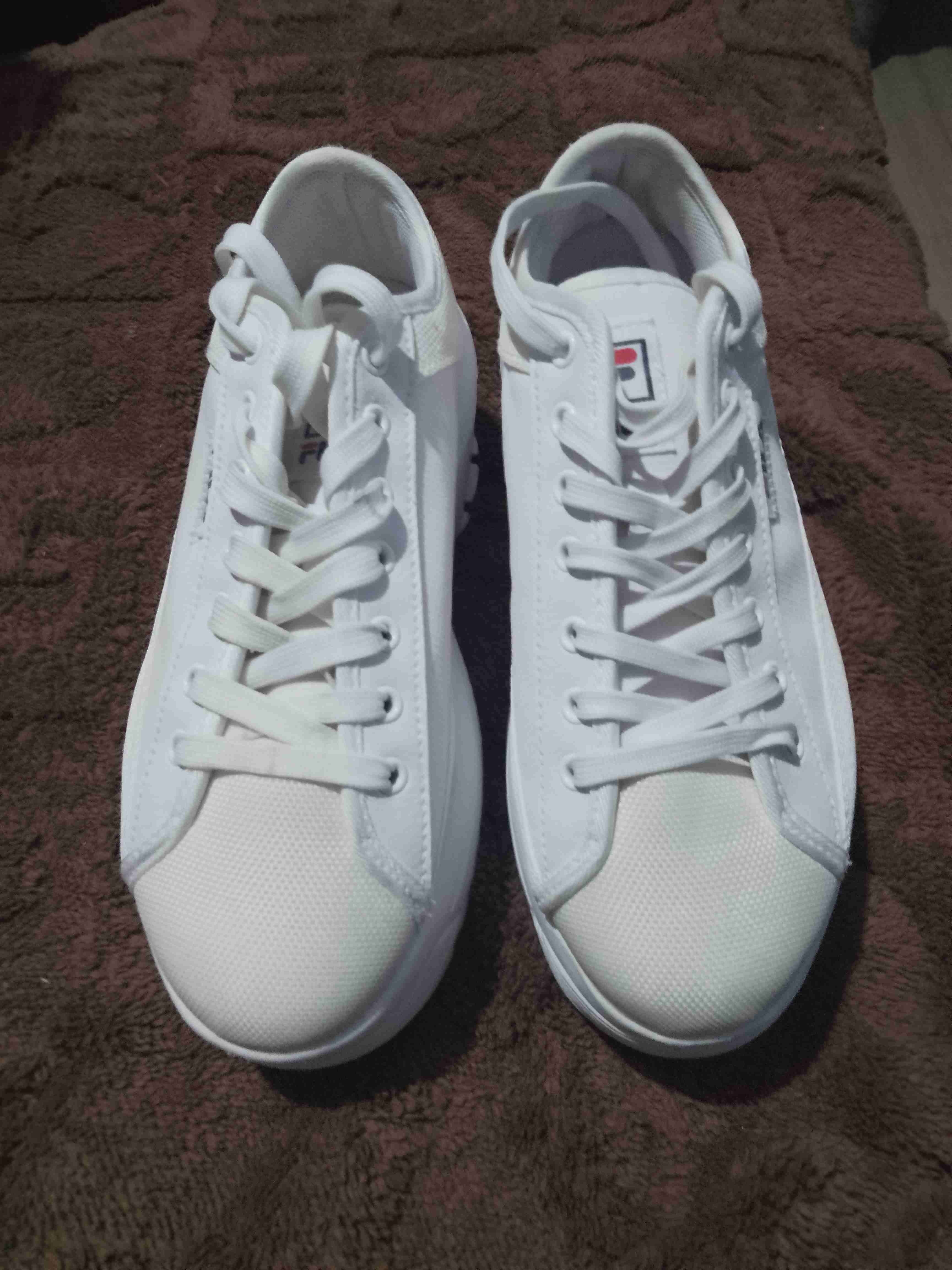 Zapatillas blancas clásicas