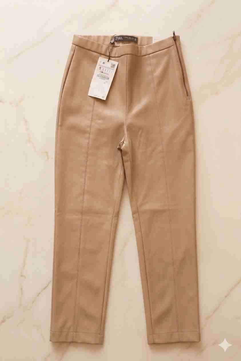 Nuevo LEGGIN  beige cuerina  ZARA