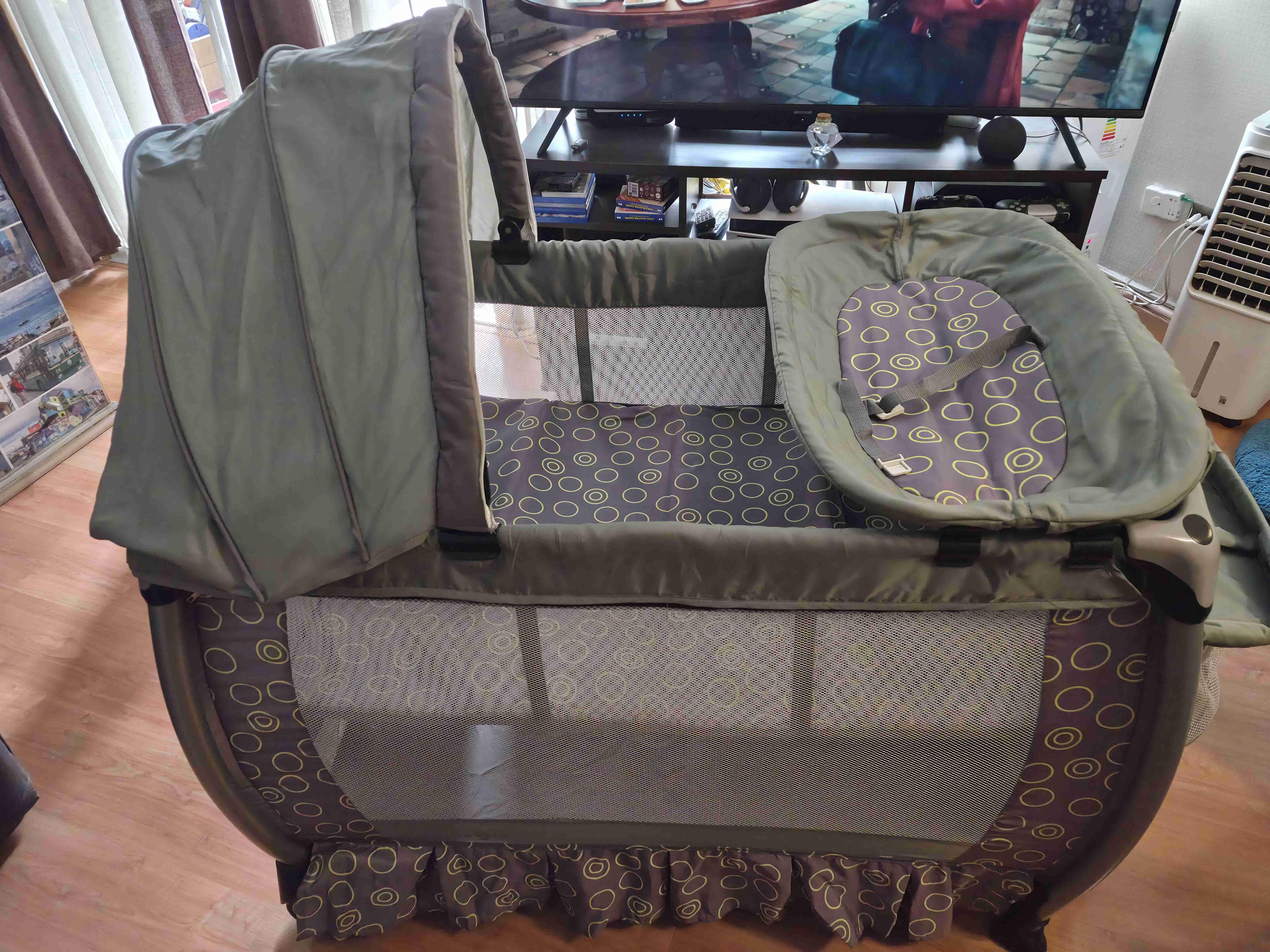 Cuna pack and play gris