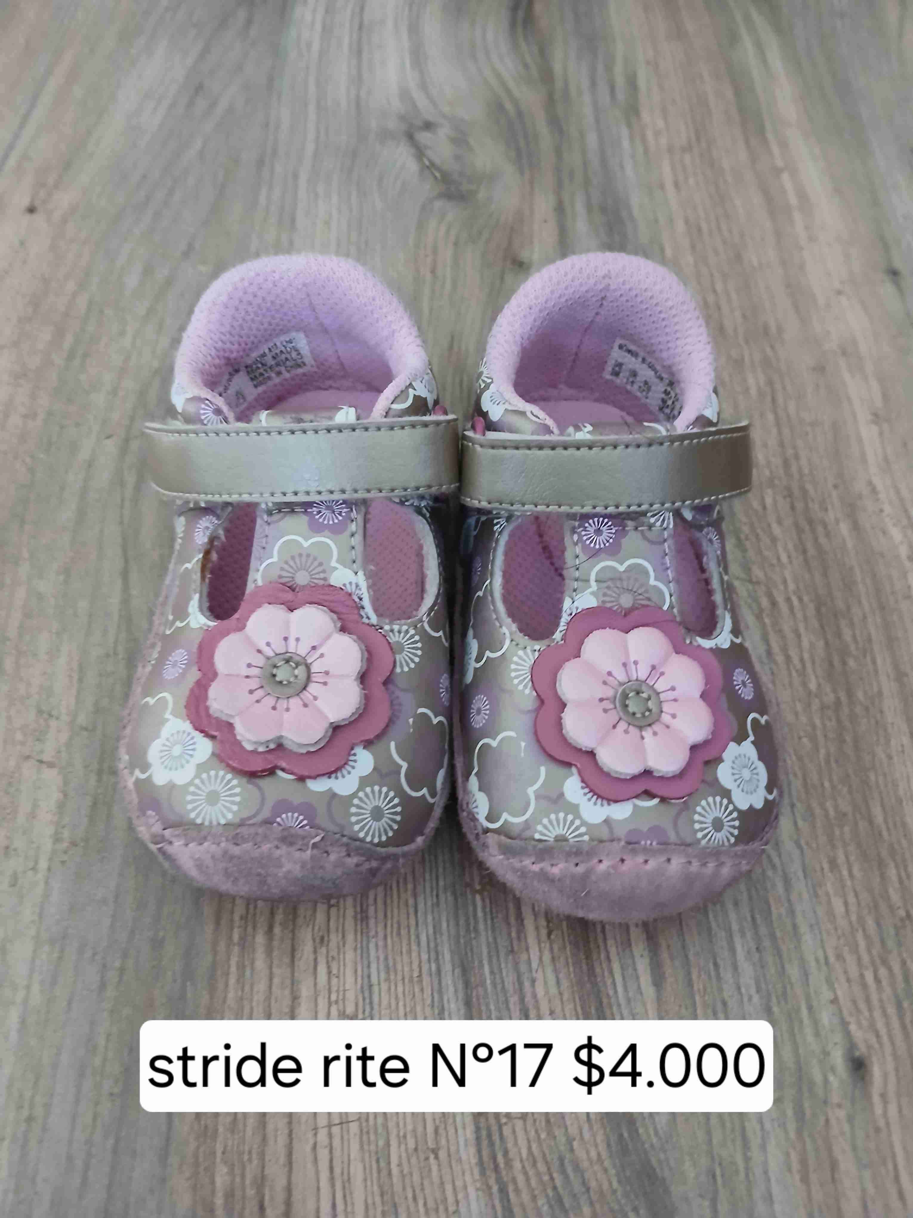 Zapatos de bebé Stride Rite