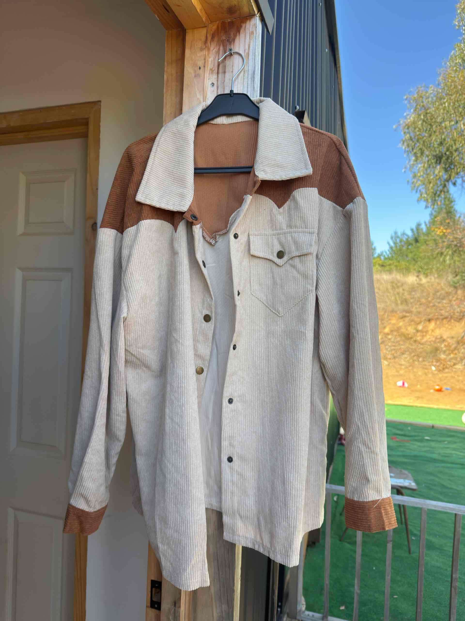 Sobre camisa  de pana bicolor mujer