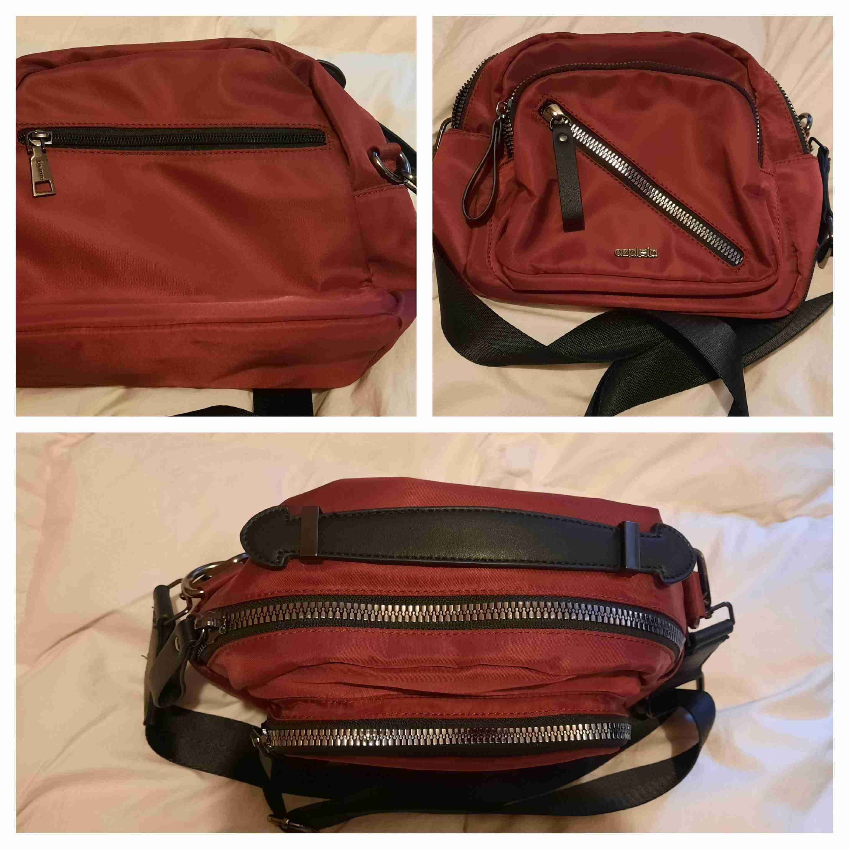 Bandolera roja con cierres