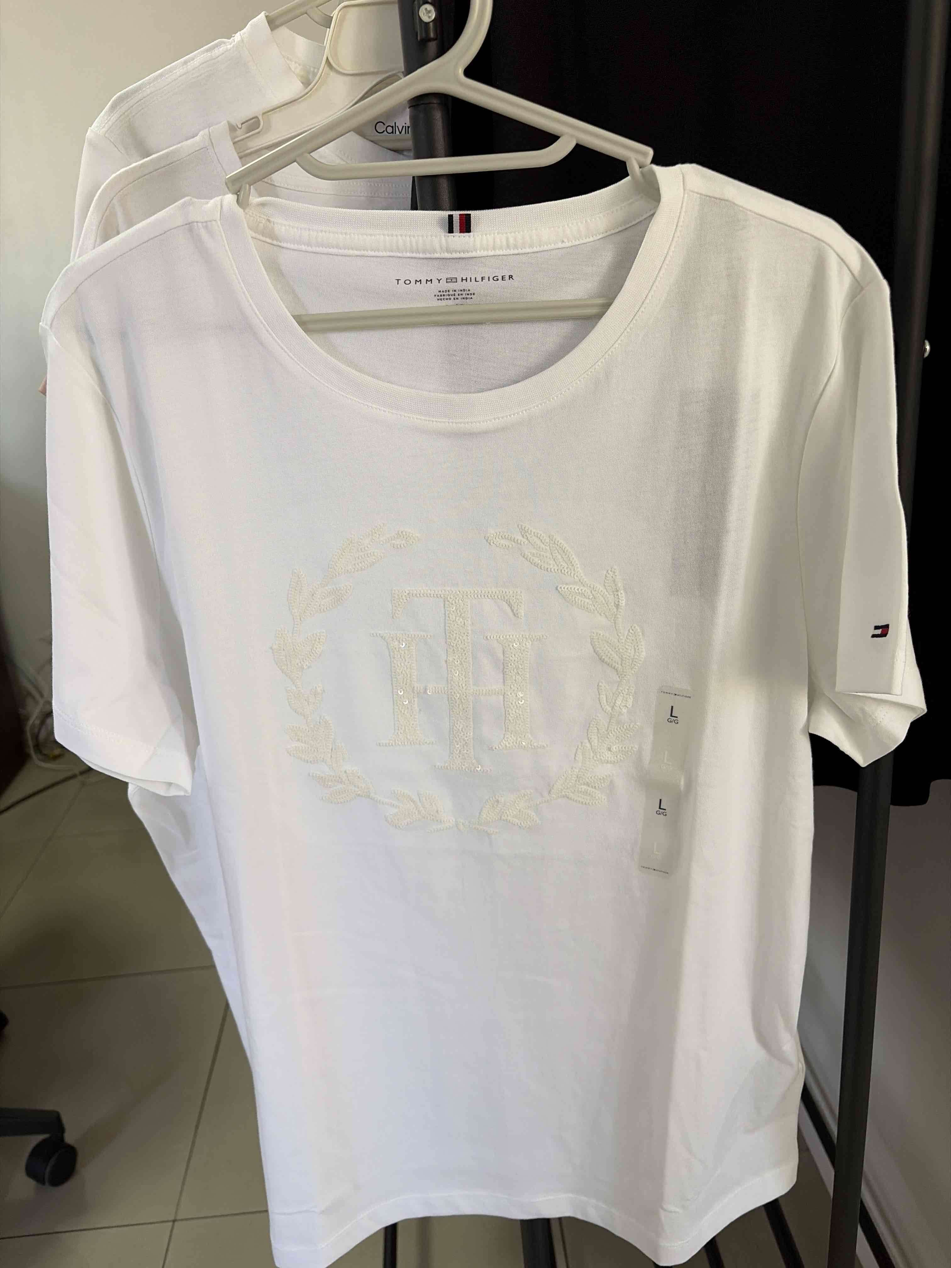 Polera blanca Tommy Hilfiger