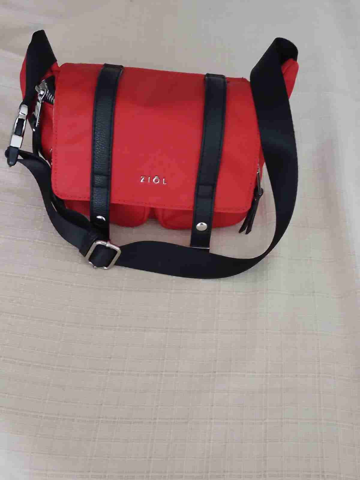 Bolso bandolera rojo Ziol