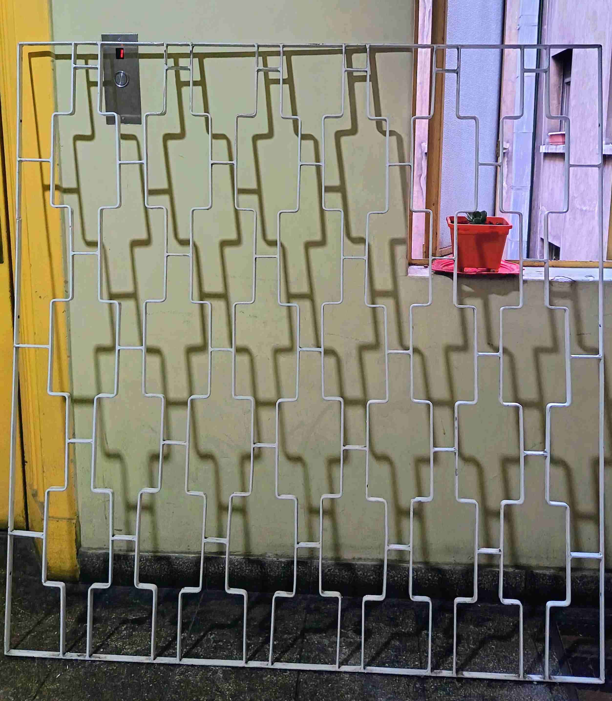 Reja metálica decorativa