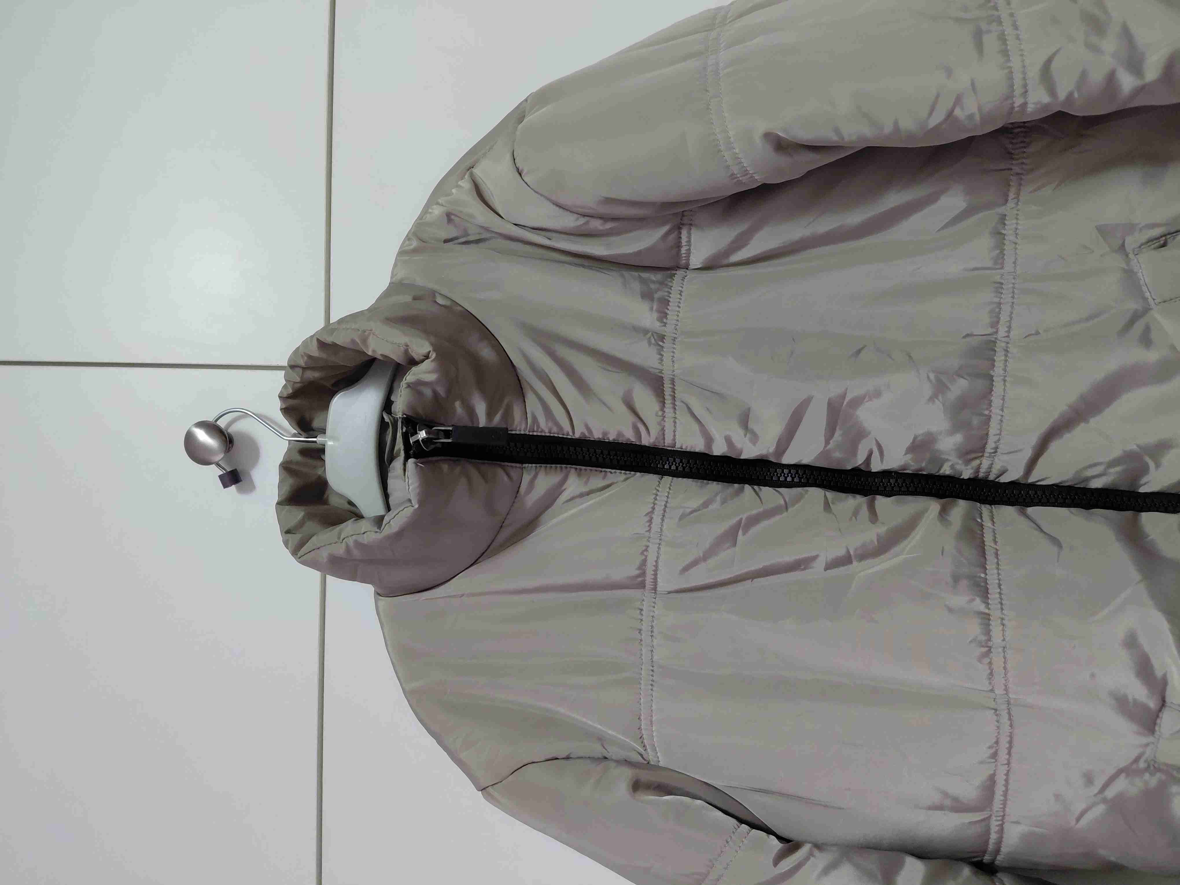 Chaqueta acolchada gris