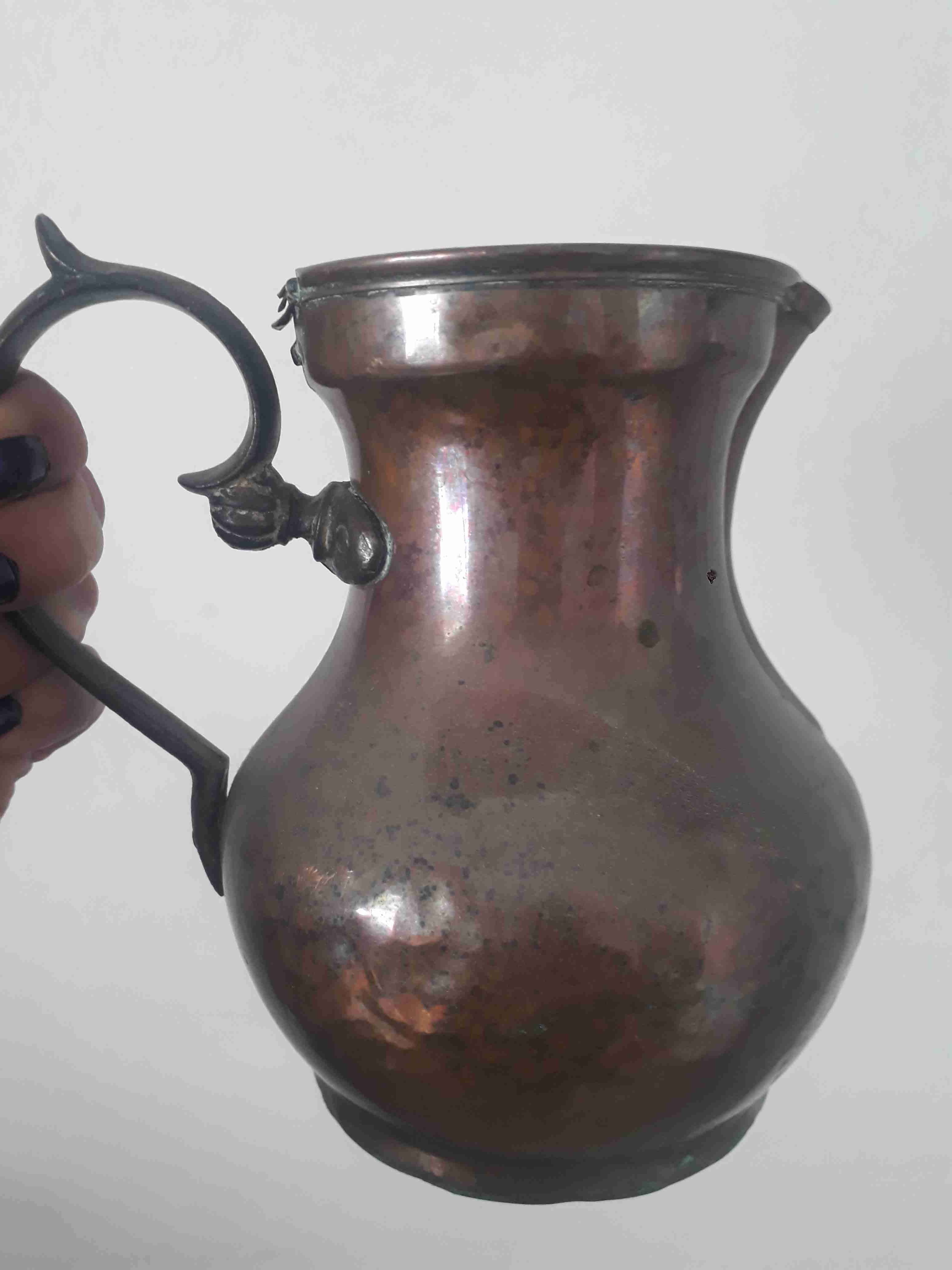 Jarra de cobre vintage