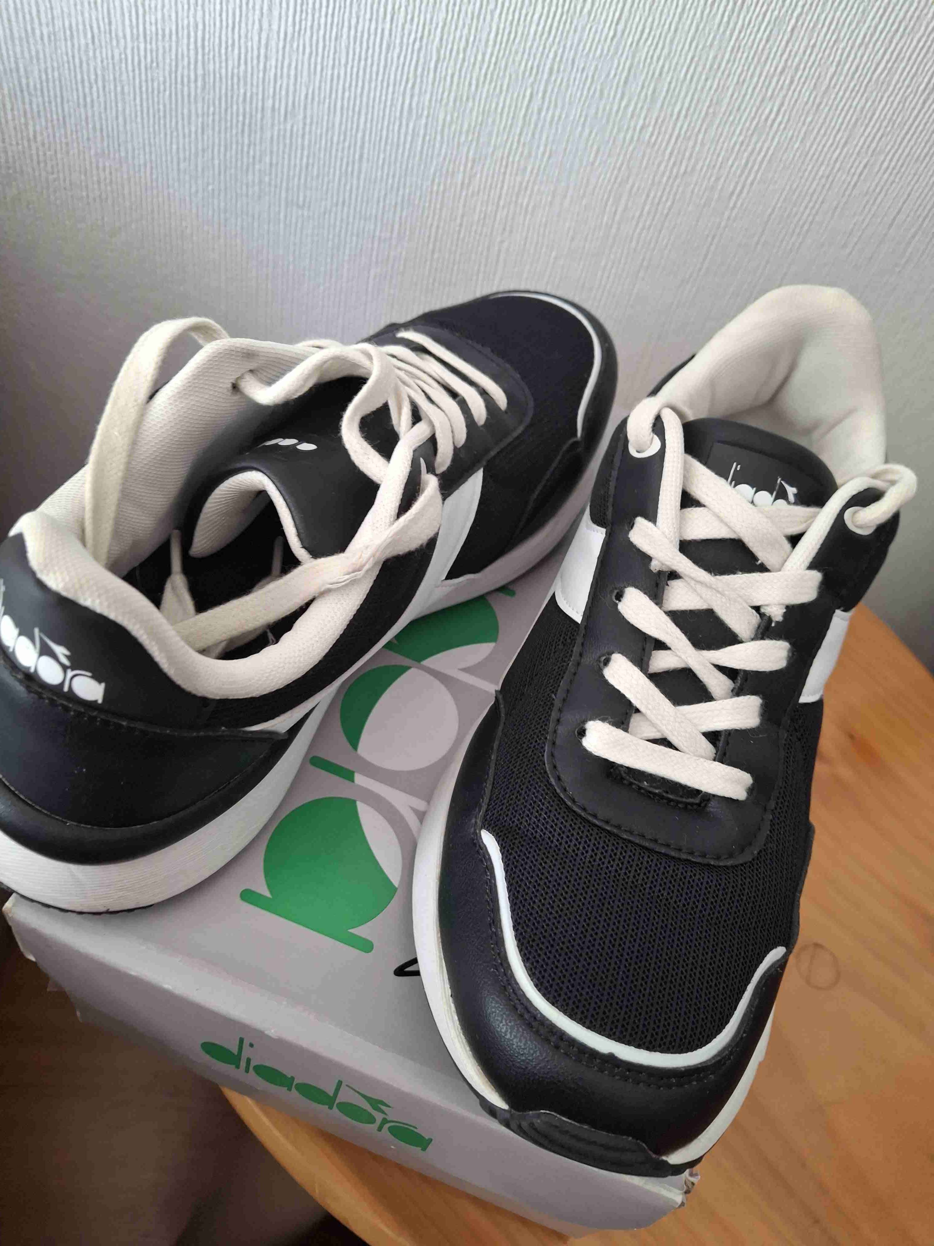 Zapatillas deportivas negras Diadora