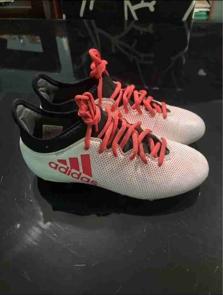 Zapatos deportivos Adidas blancos