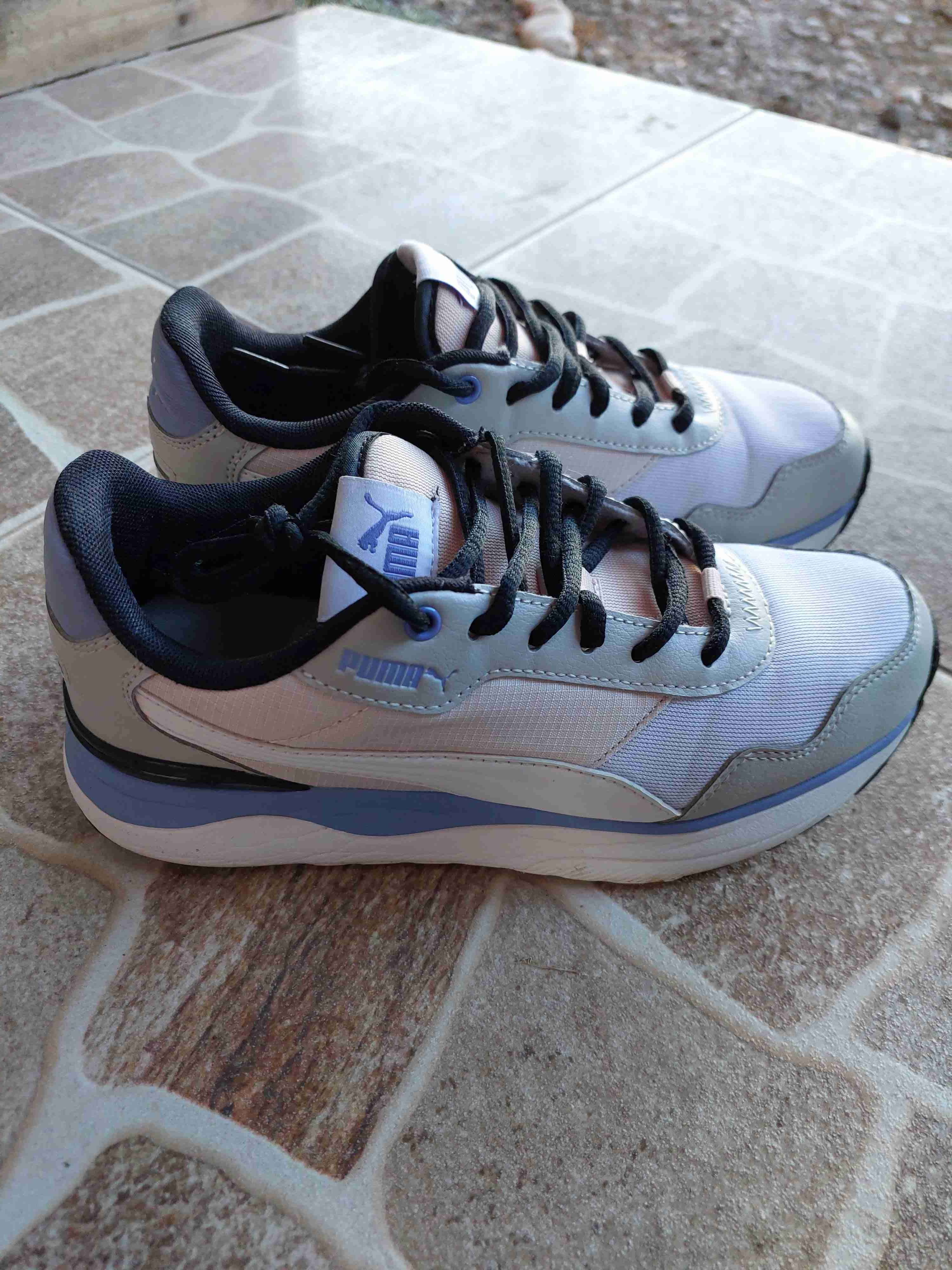 Zapatillas deportivas blancas Puma