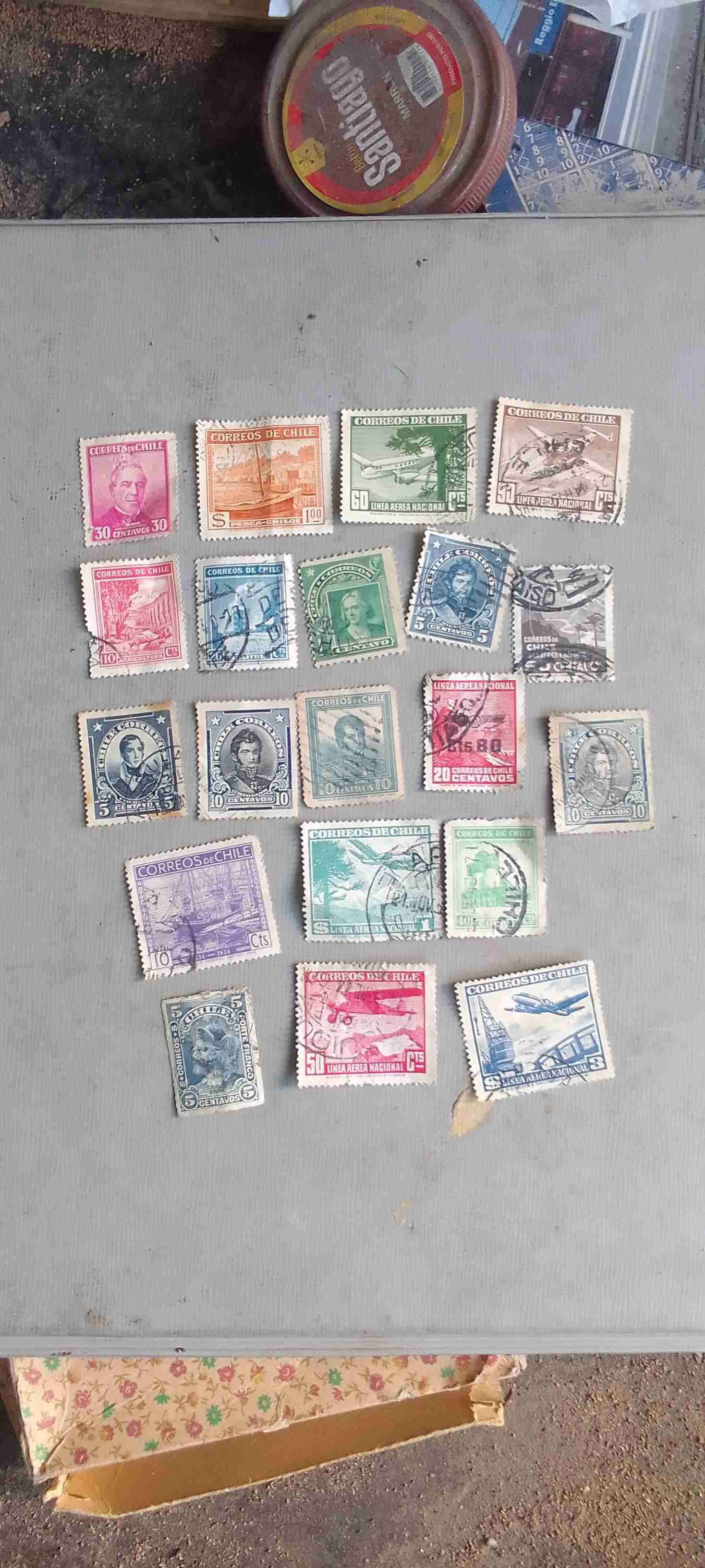 Lote antiguo de estampillas chilenas