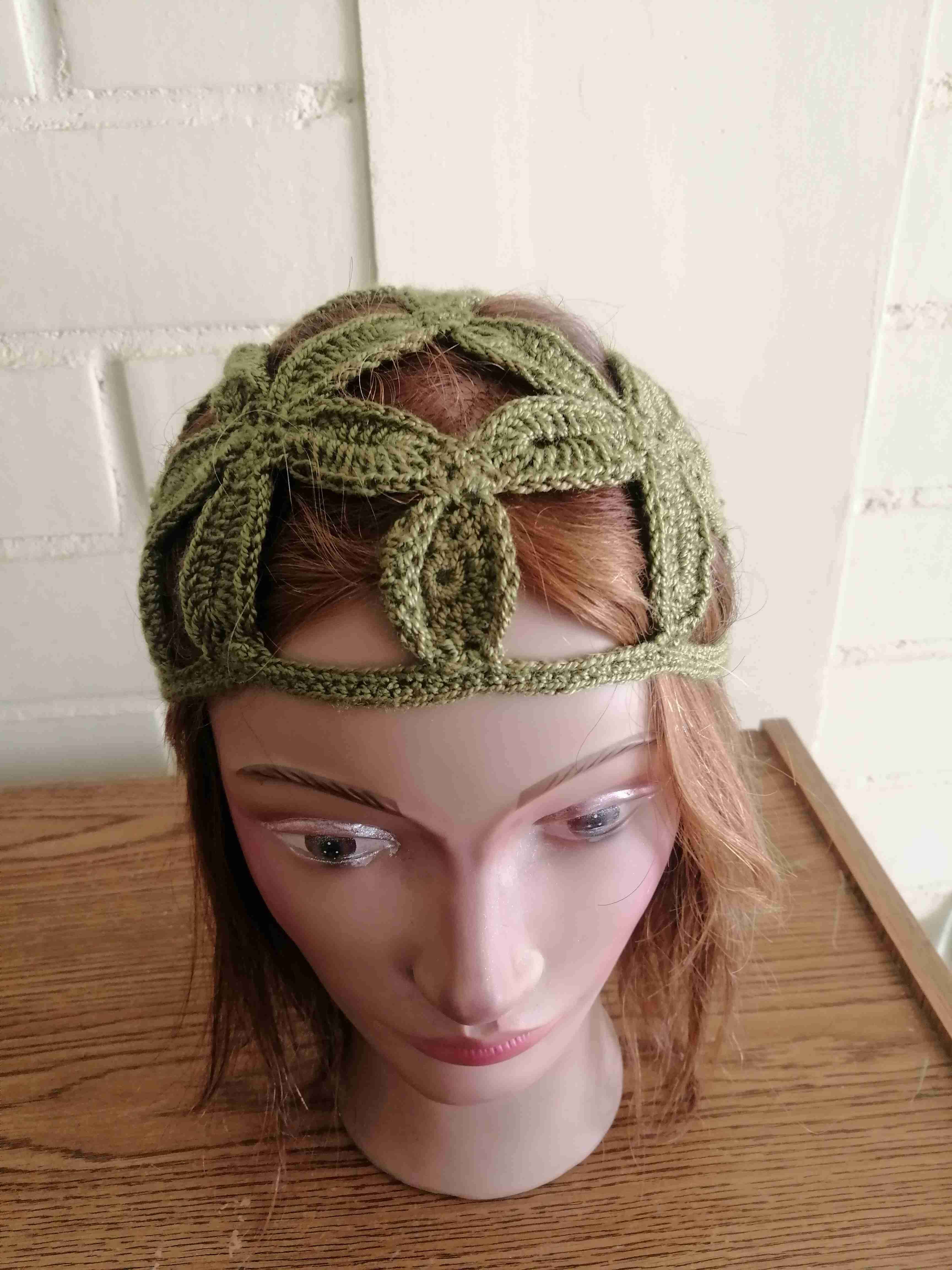 Vincha tejida verde oliva