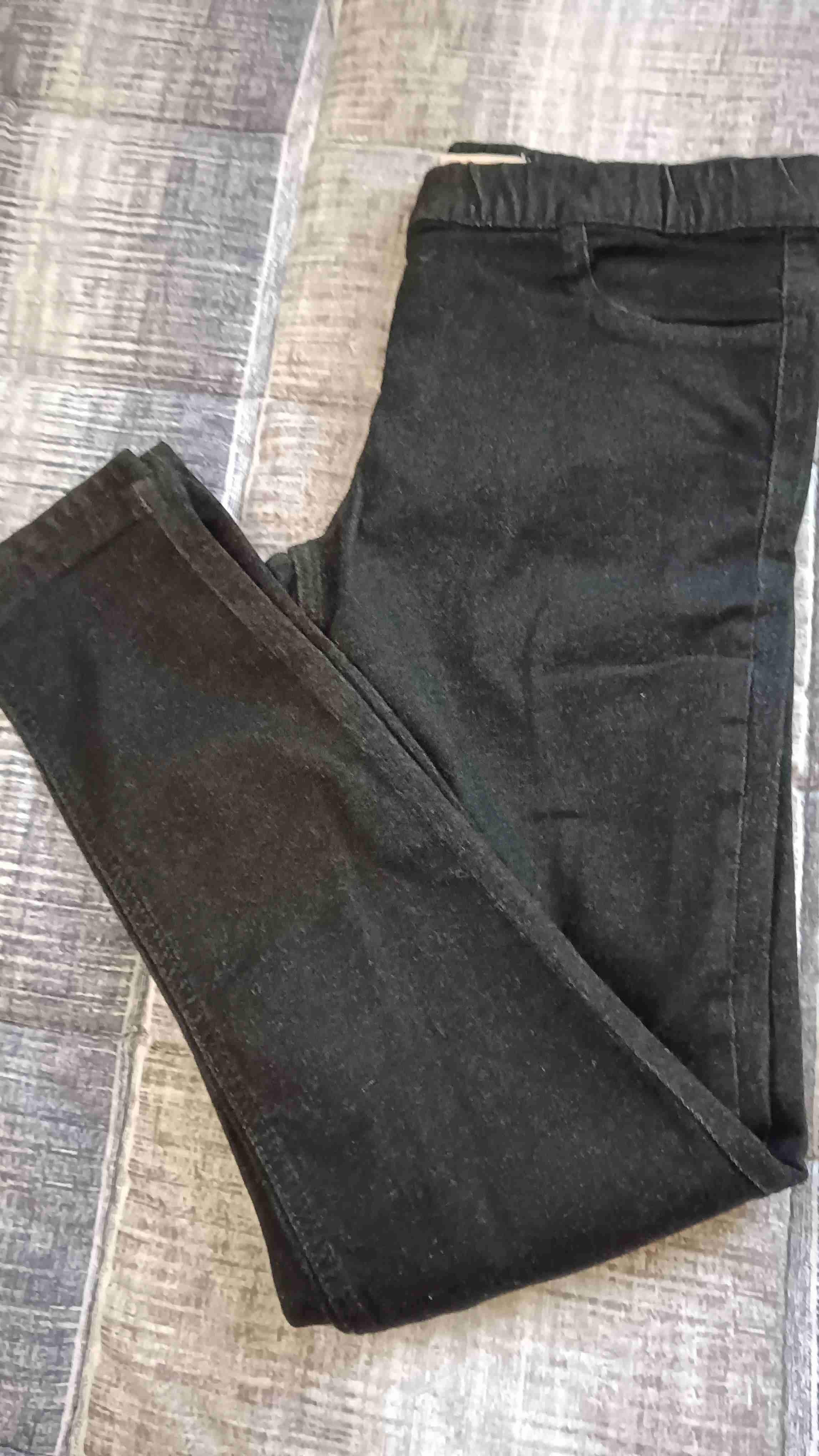 Pantalones negros ajustados