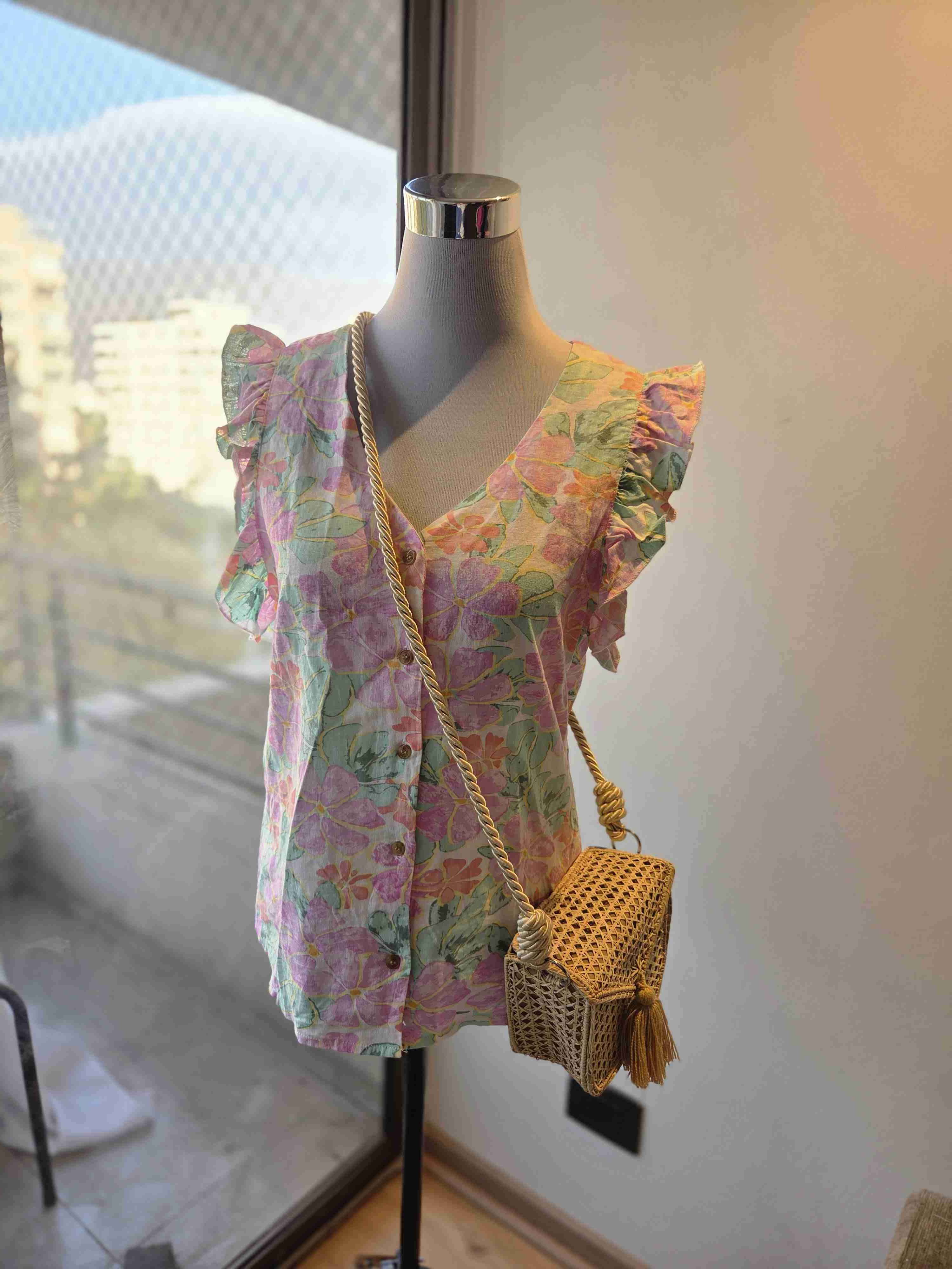 Blusa floral manga corta