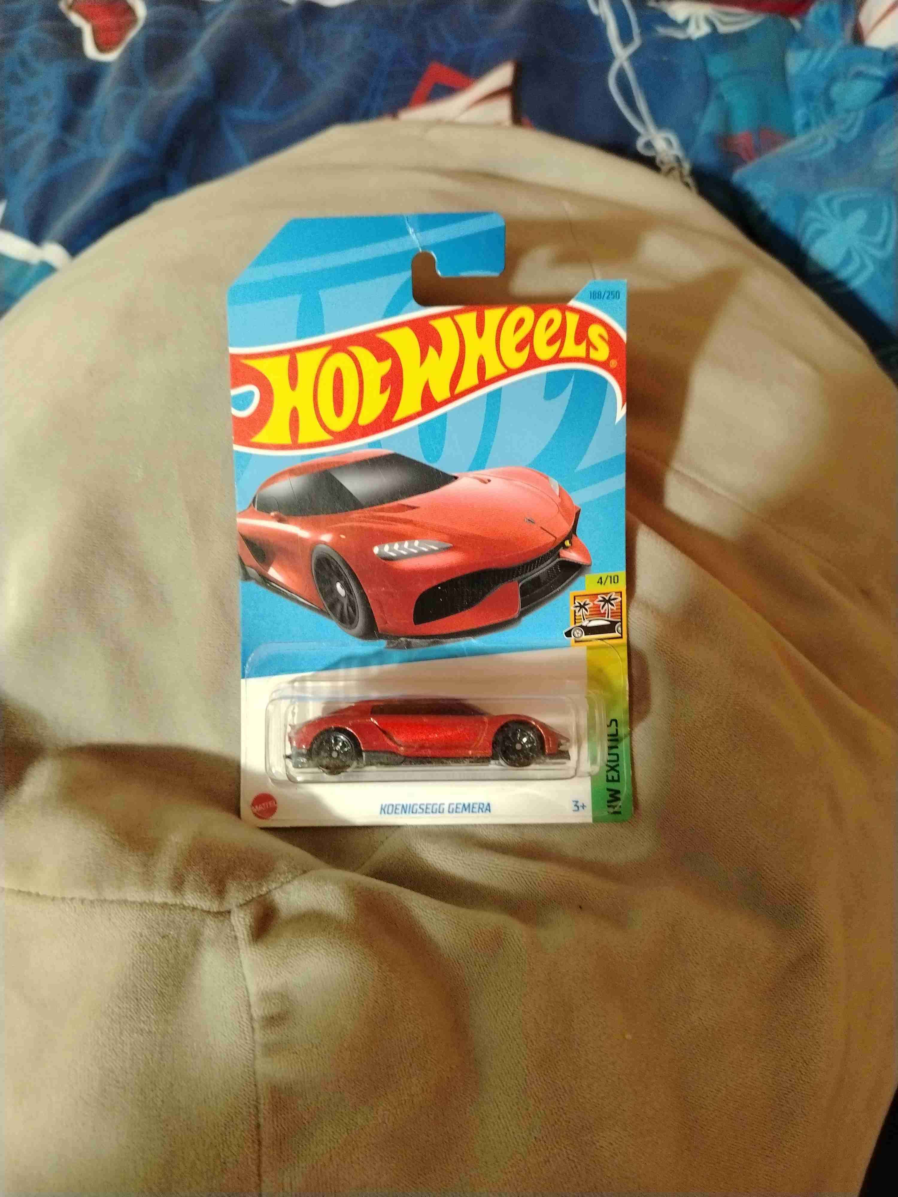 Hotwheel koenigsegg gemera
