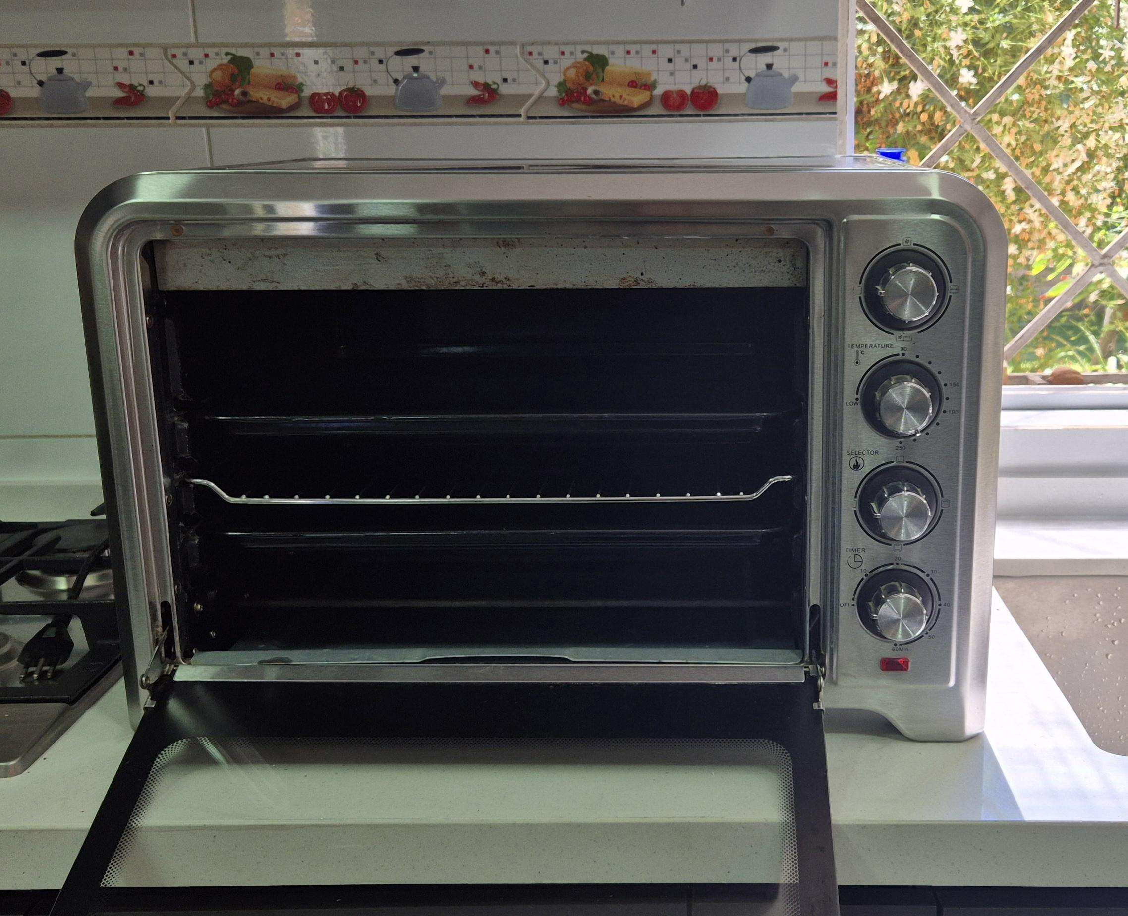 Horno eléctrico Thomas 42 litros color plateado