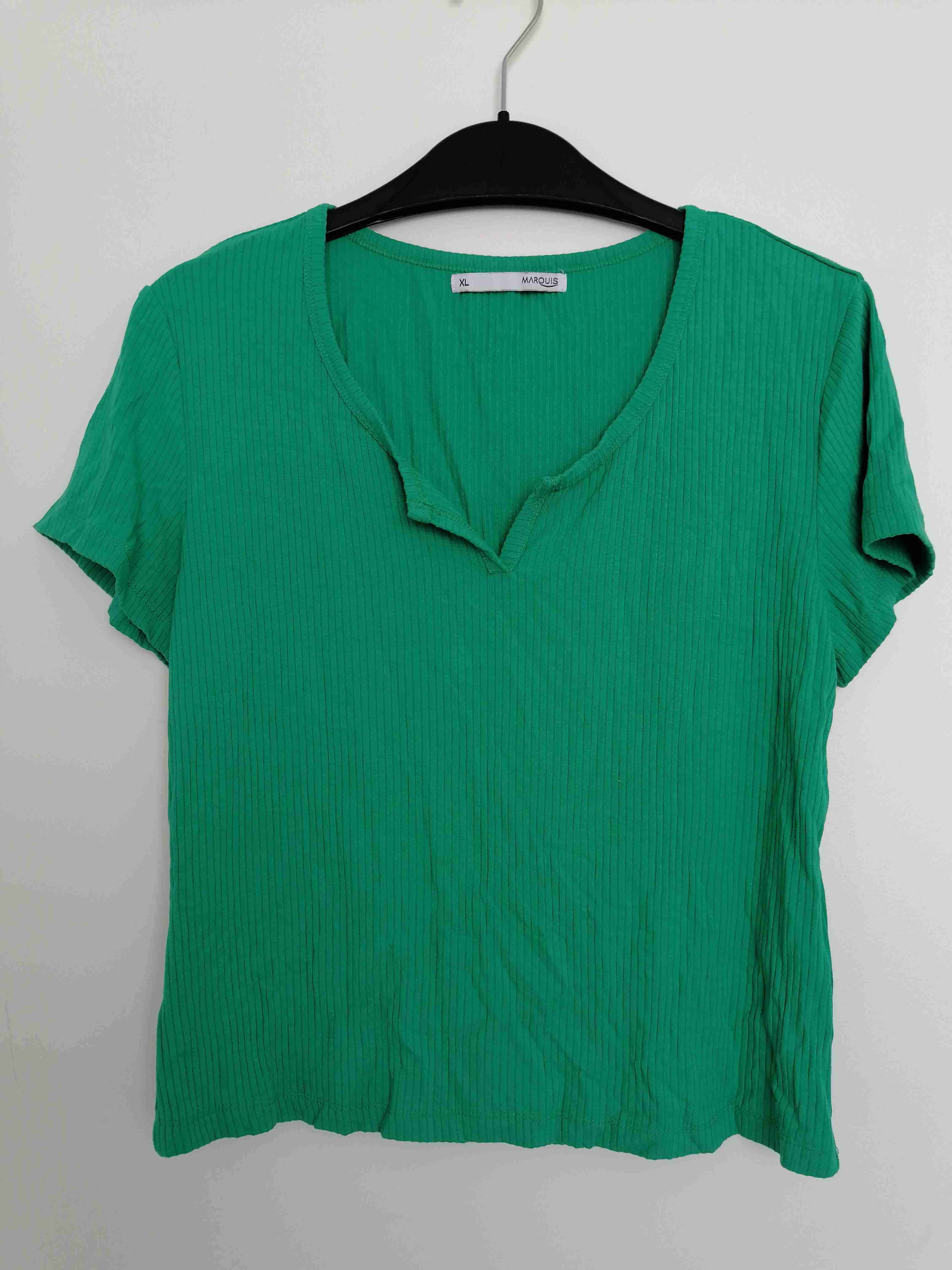Polera verde para mujer