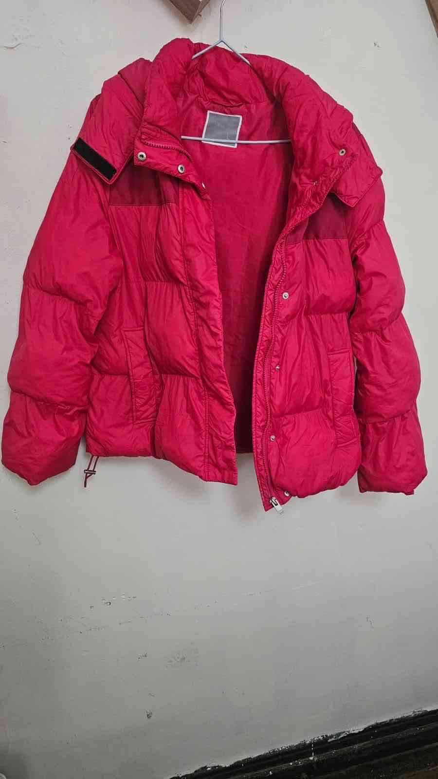 Chaqueta puffer roja