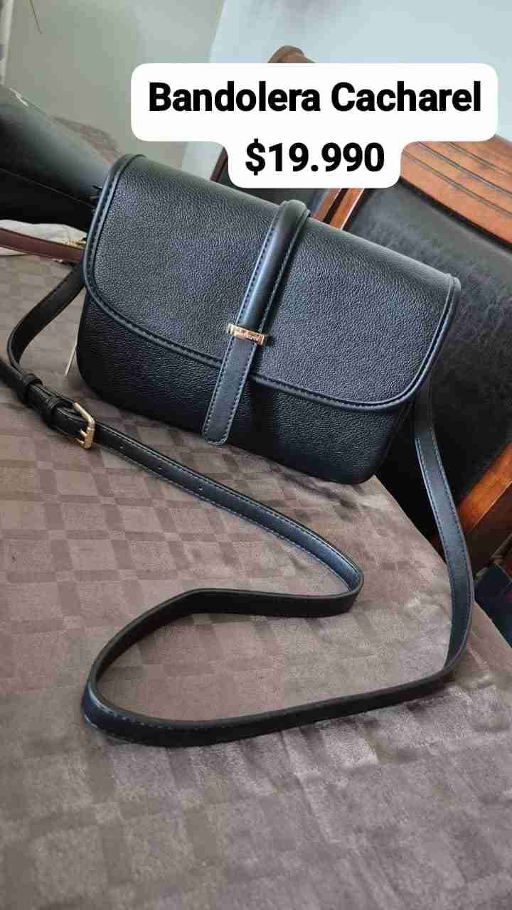 Bandolera negra Cacharel