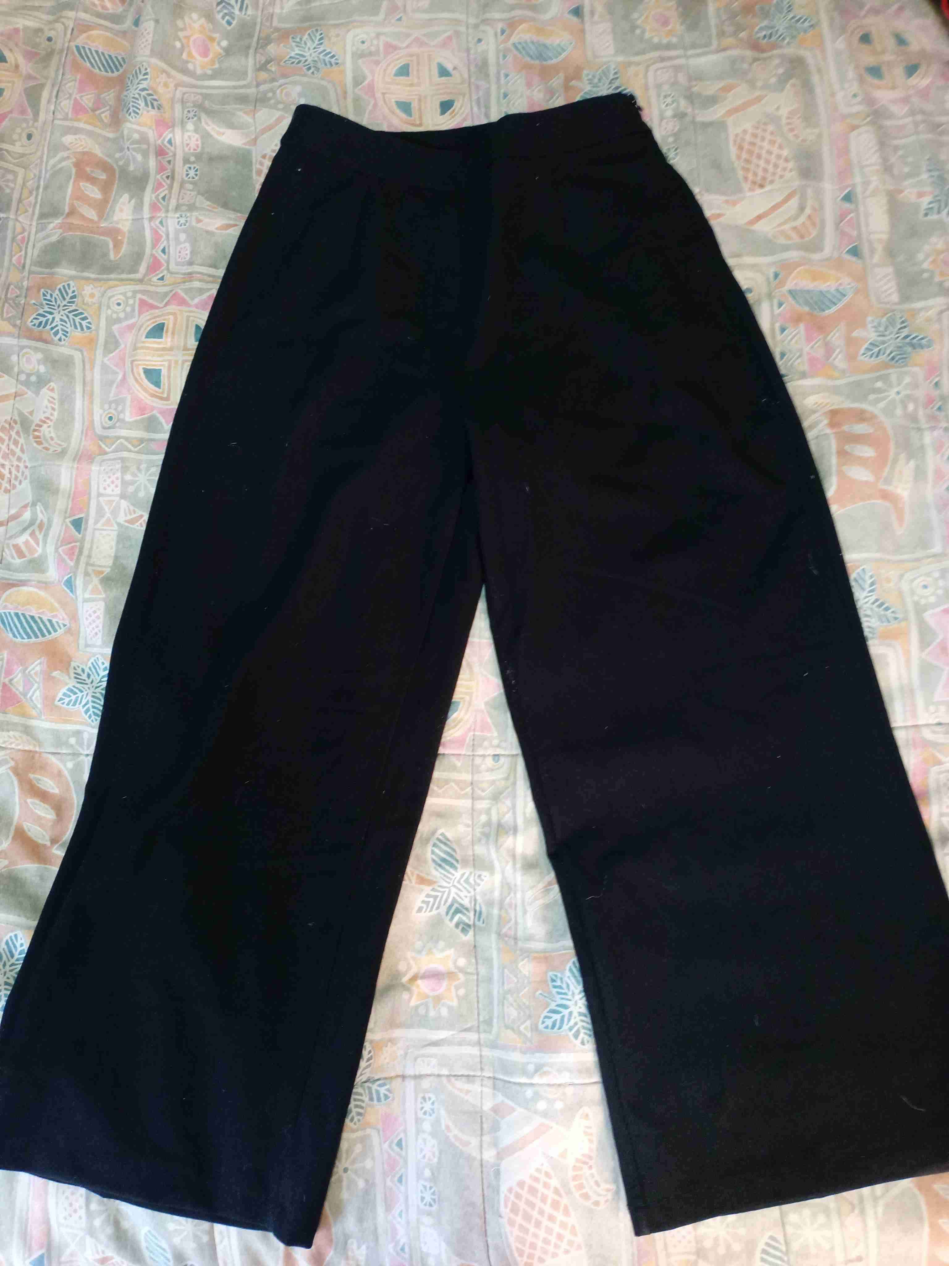 Pantalón negro elegante
