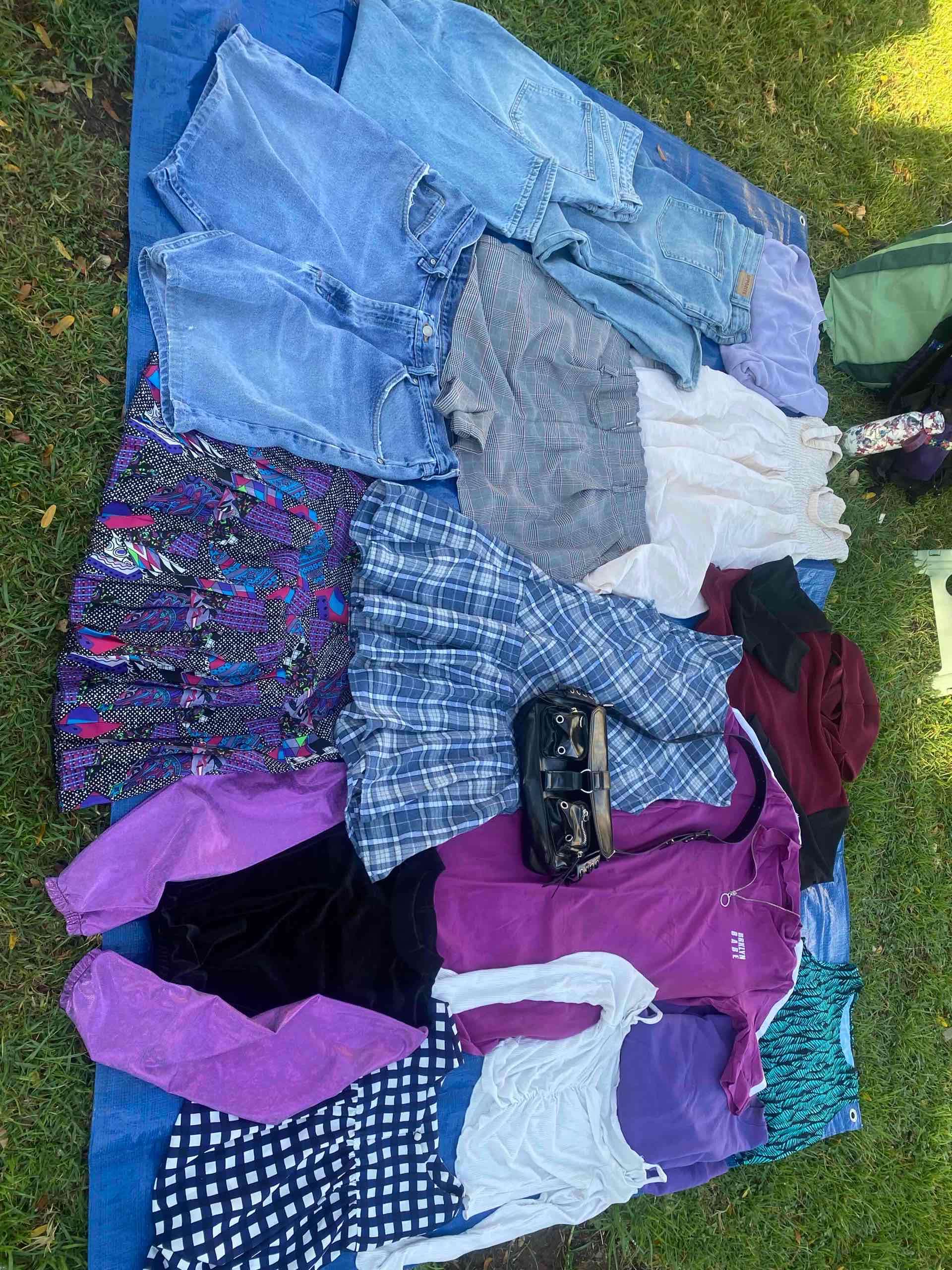 Lote de ropa variada