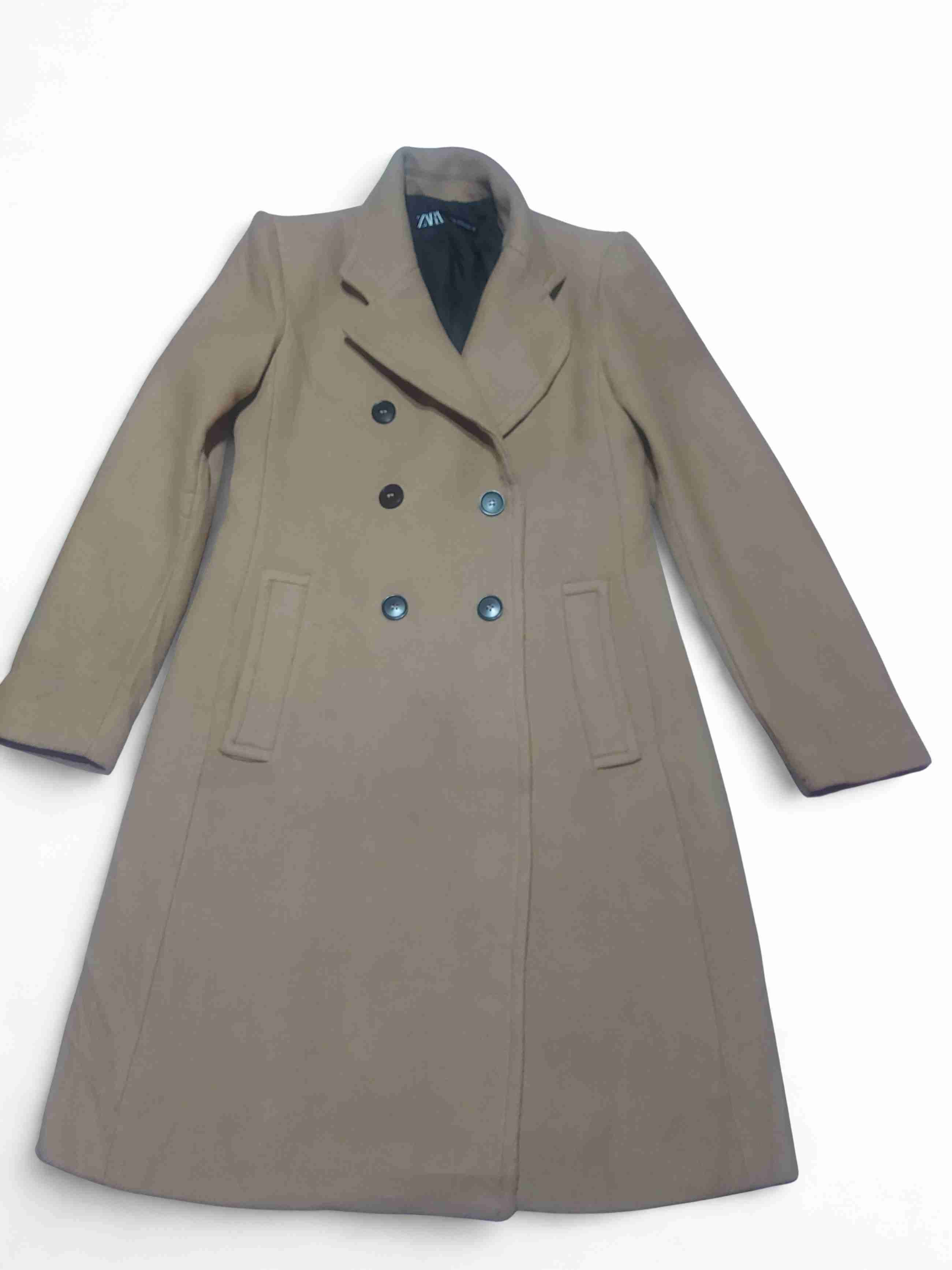 ❌❌❌ VENDIDO ❌ ❌ ❌ Abrigo largo Camel Zara, talla M
