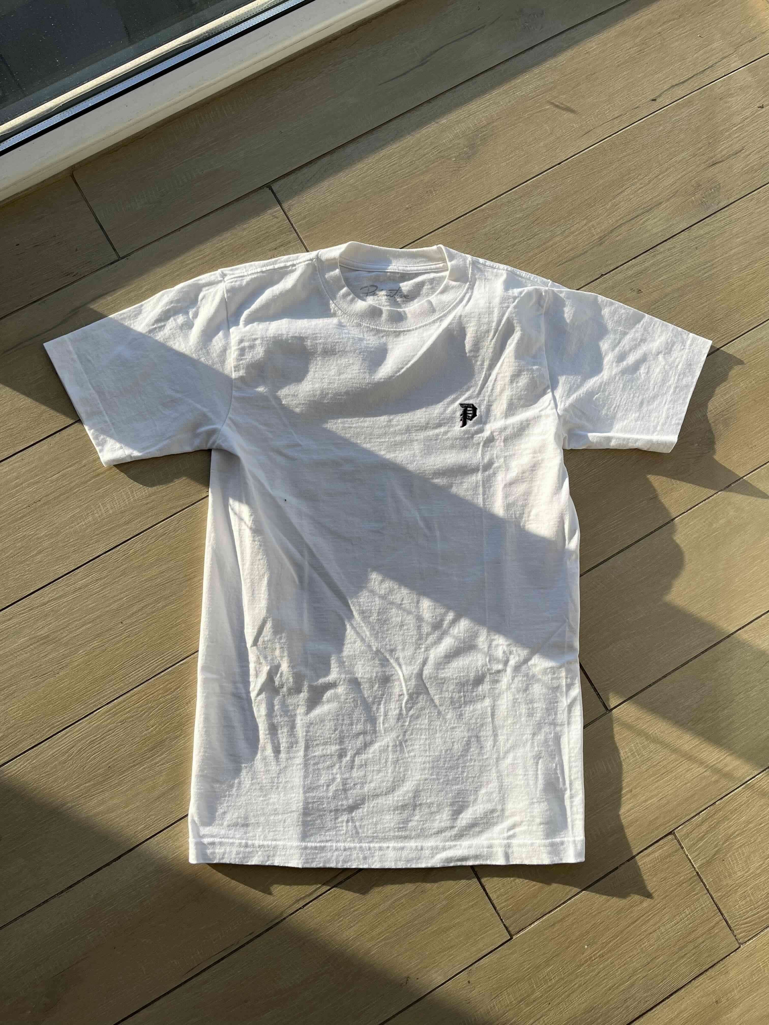 Polera blanca Primitive