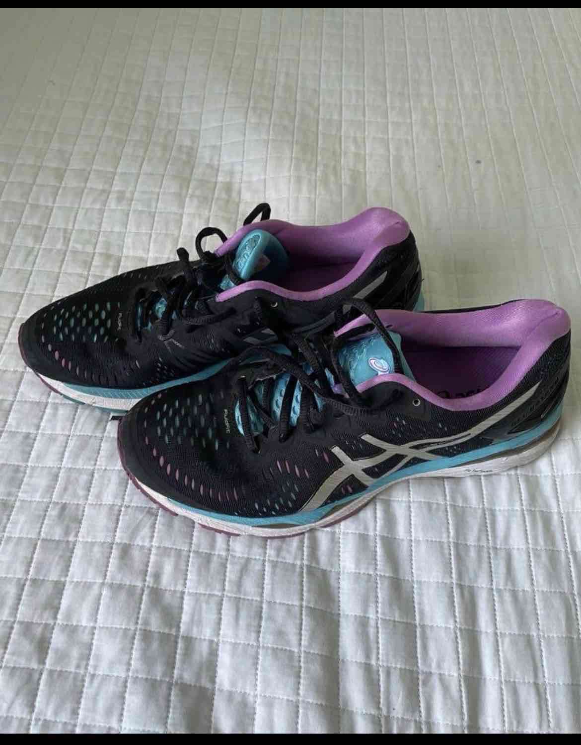 Zapatillas deportivas negras mujer