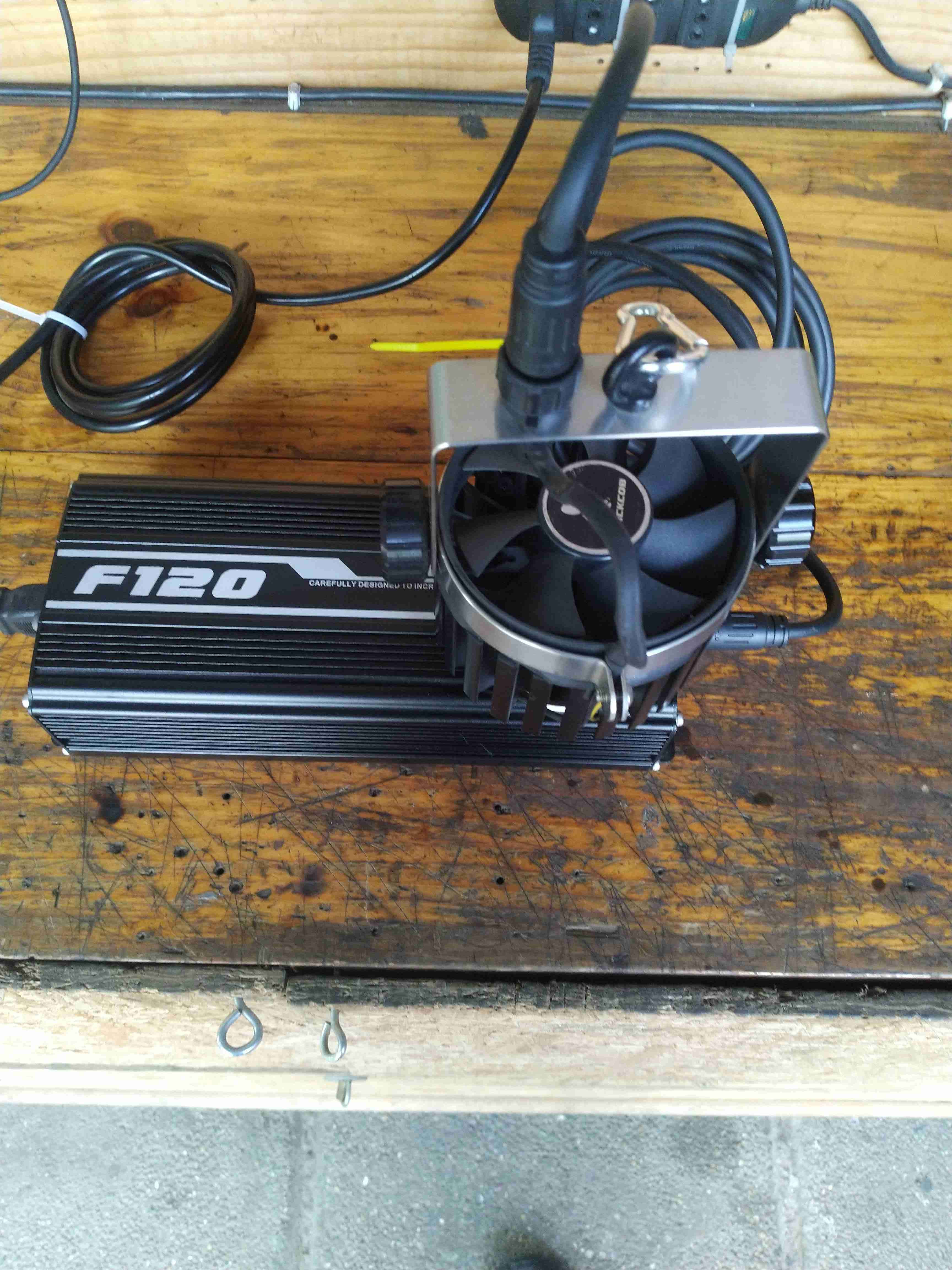 Sistema de iluminación black con 120