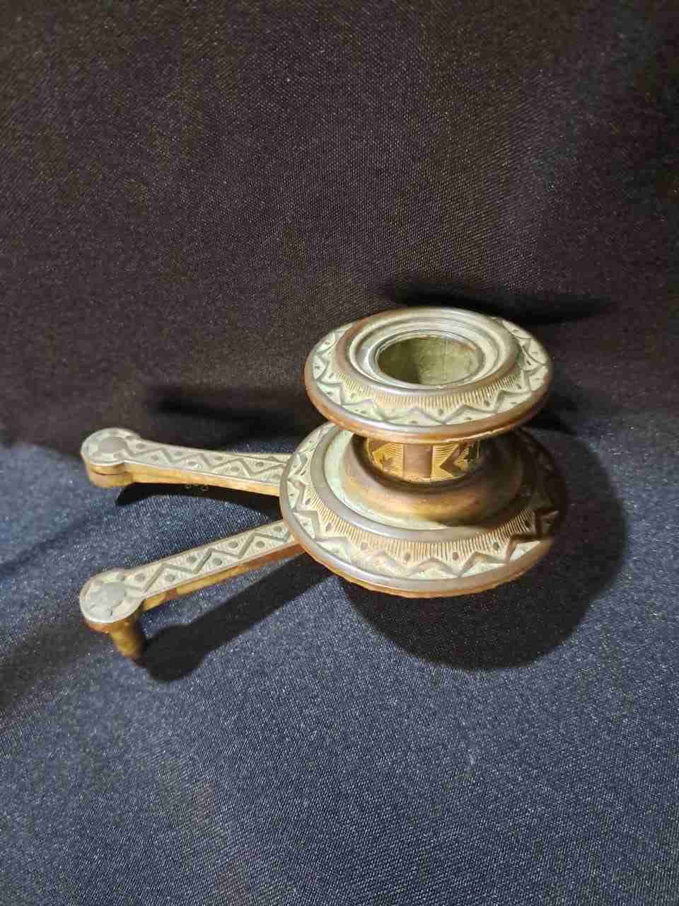 Candelabro metálico decorativo