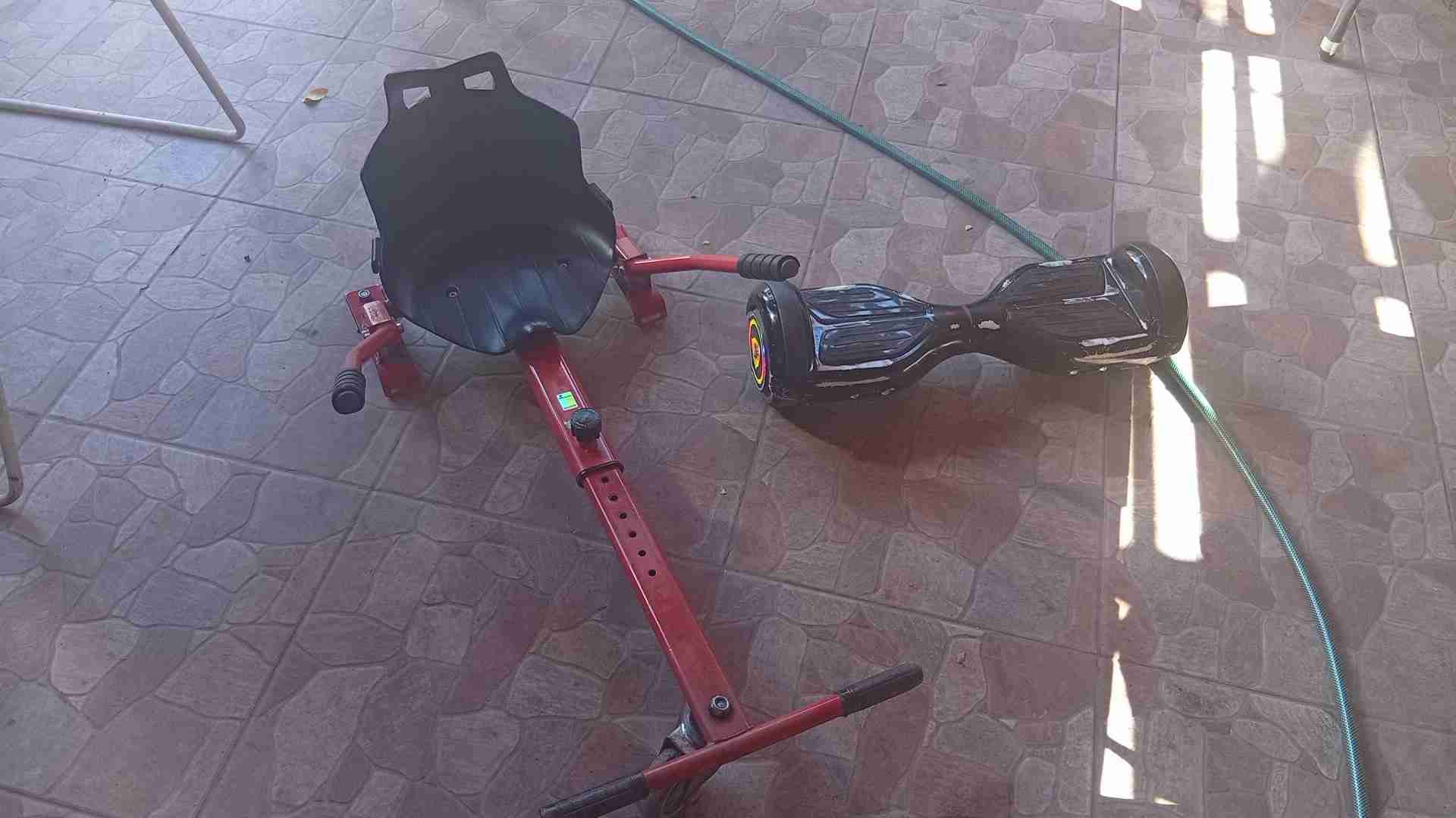 Hoverboard con asiento ajustable