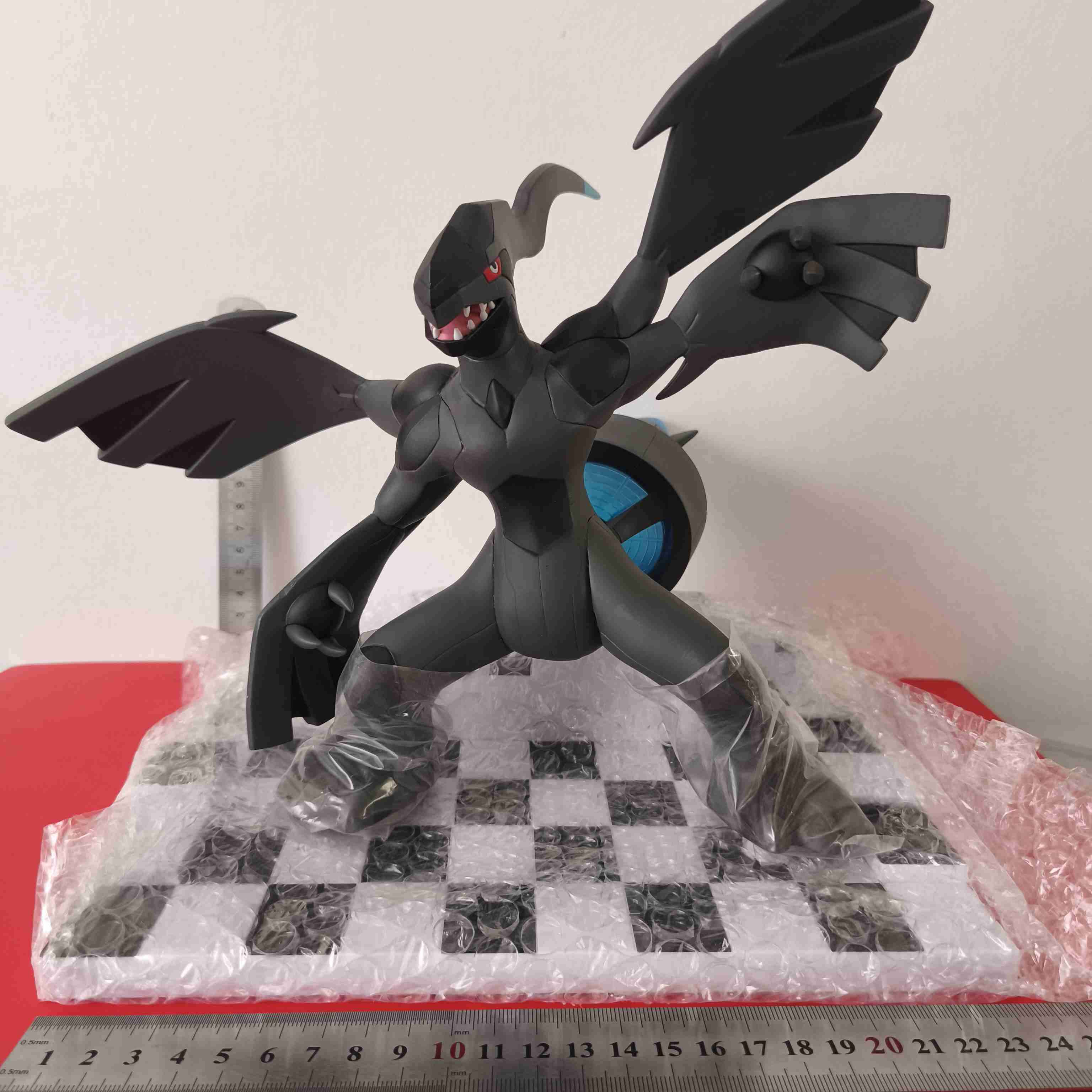 Figura coleccionable Zekrom